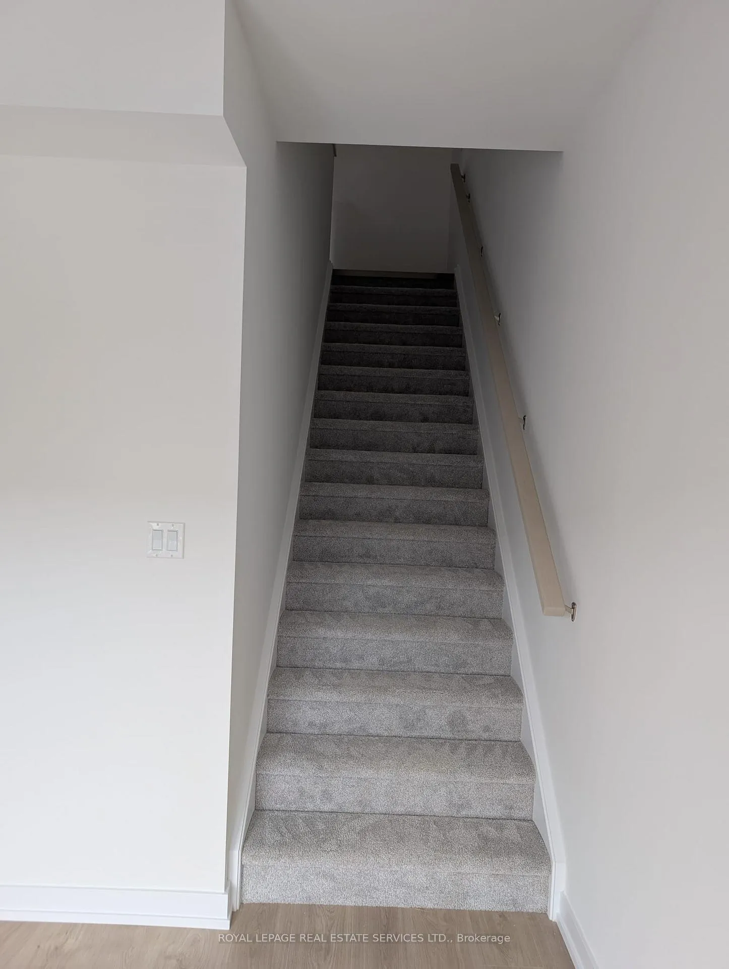 Photo 14 of Unit 93, 42 Lowes Road W, Guelph, Clairfields/Hanlon Business Park — HOMEH