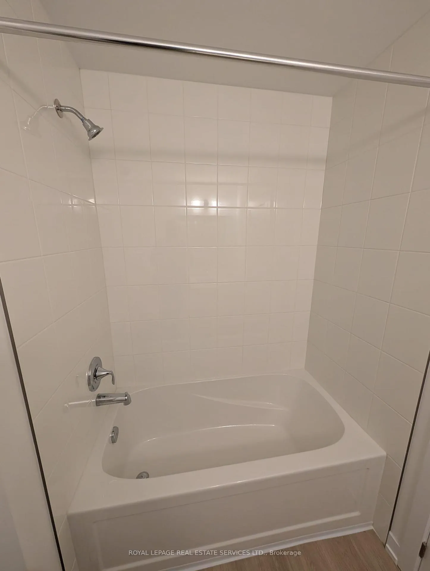 Photo 17 of Unit 93, 42 Lowes Road W, Guelph, Clairfields/Hanlon Business Park — HOMEH