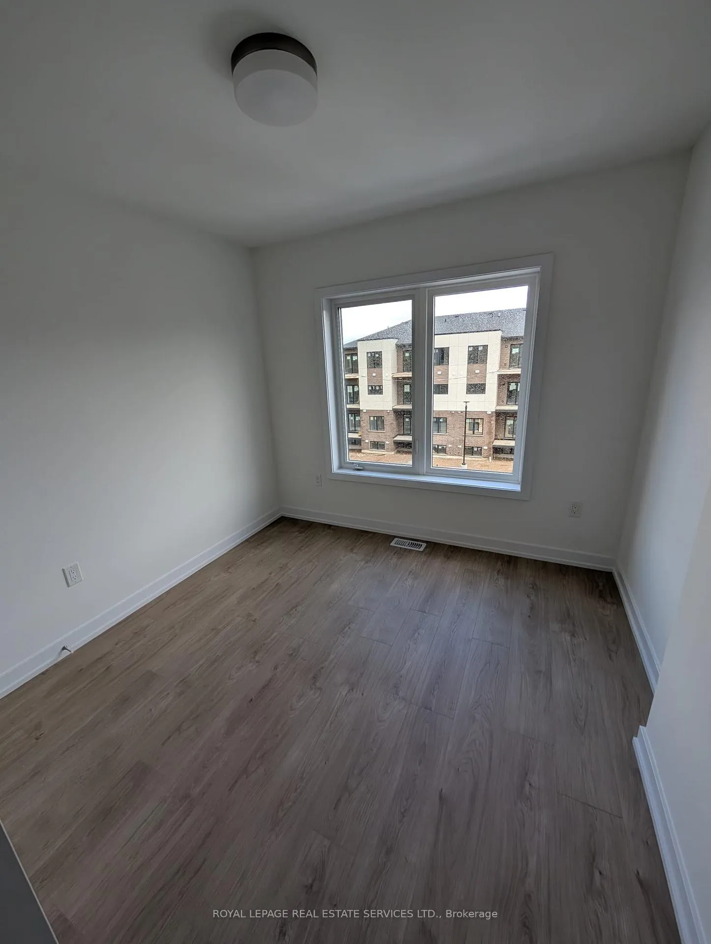 Photo 19 of Unit 93, 42 Lowes Road W, Guelph, Clairfields/Hanlon Business Park — HOMEH