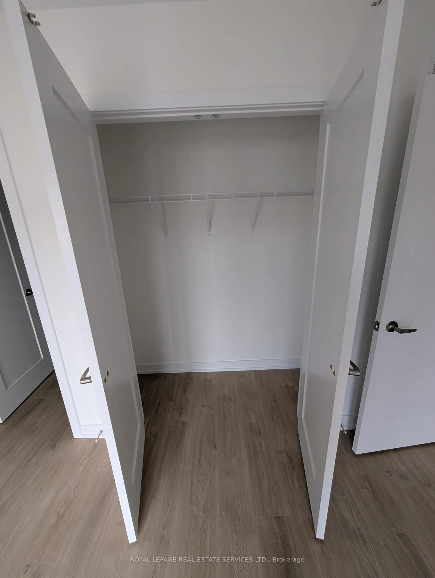 Photo 21 of Unit 93, 42 Lowes Road W, Guelph, Clairfields/Hanlon Business Park — HOMEH