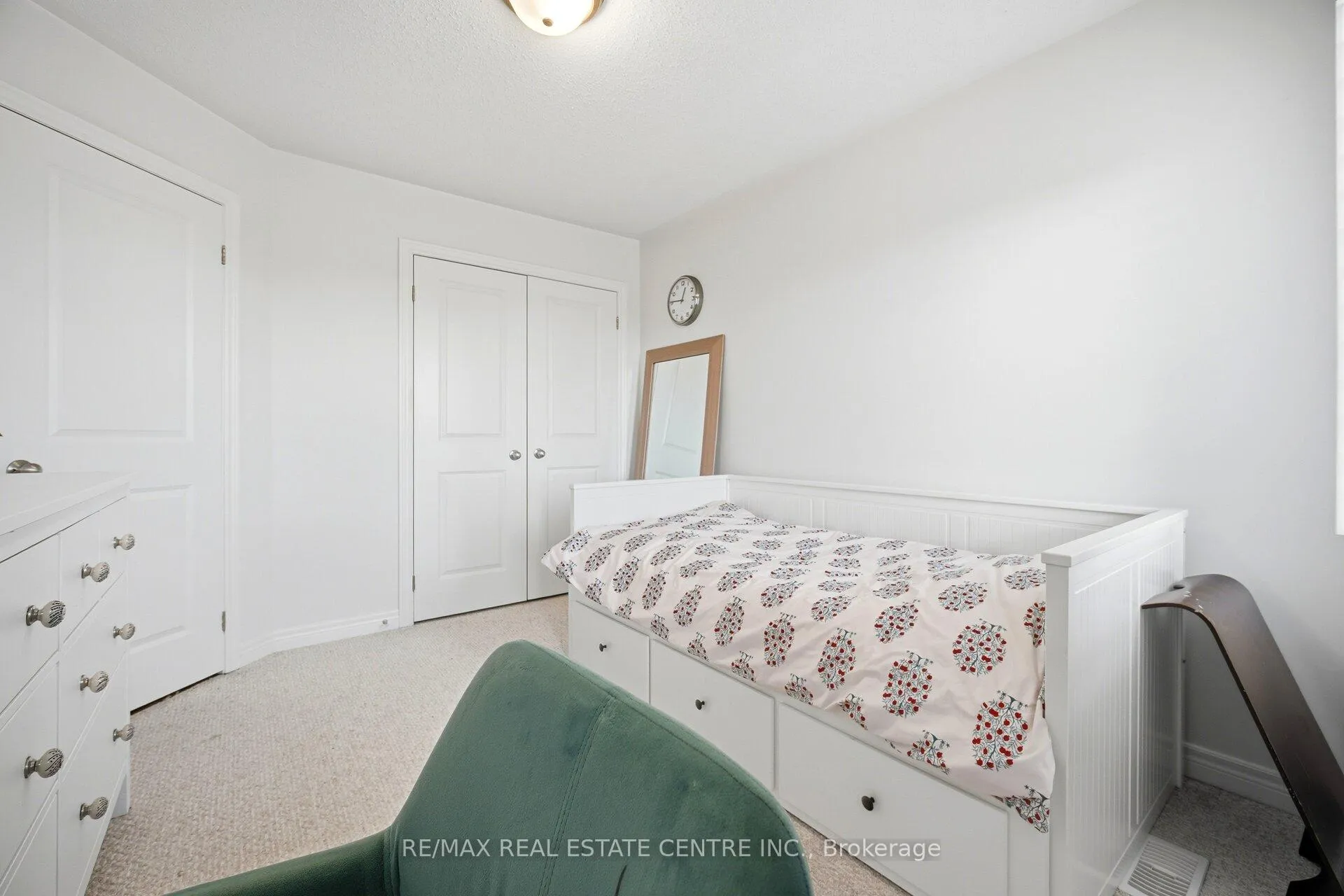 Photo 38 of Isaac 3051 Avenue, Oakville, Glenorchy — HOMEH