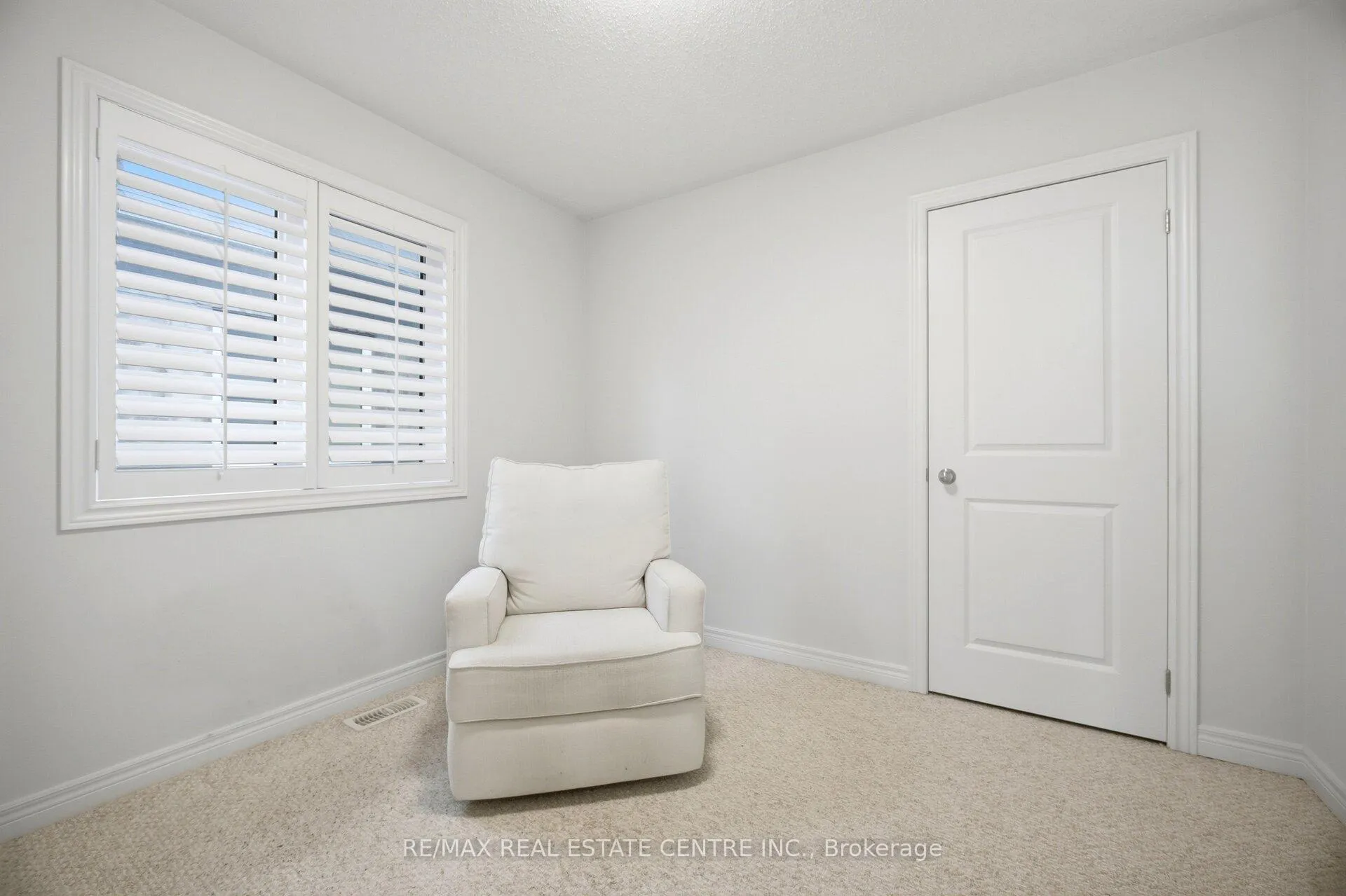 Photo 41 of Isaac 3051 Avenue, Oakville, Glenorchy — HOMEH