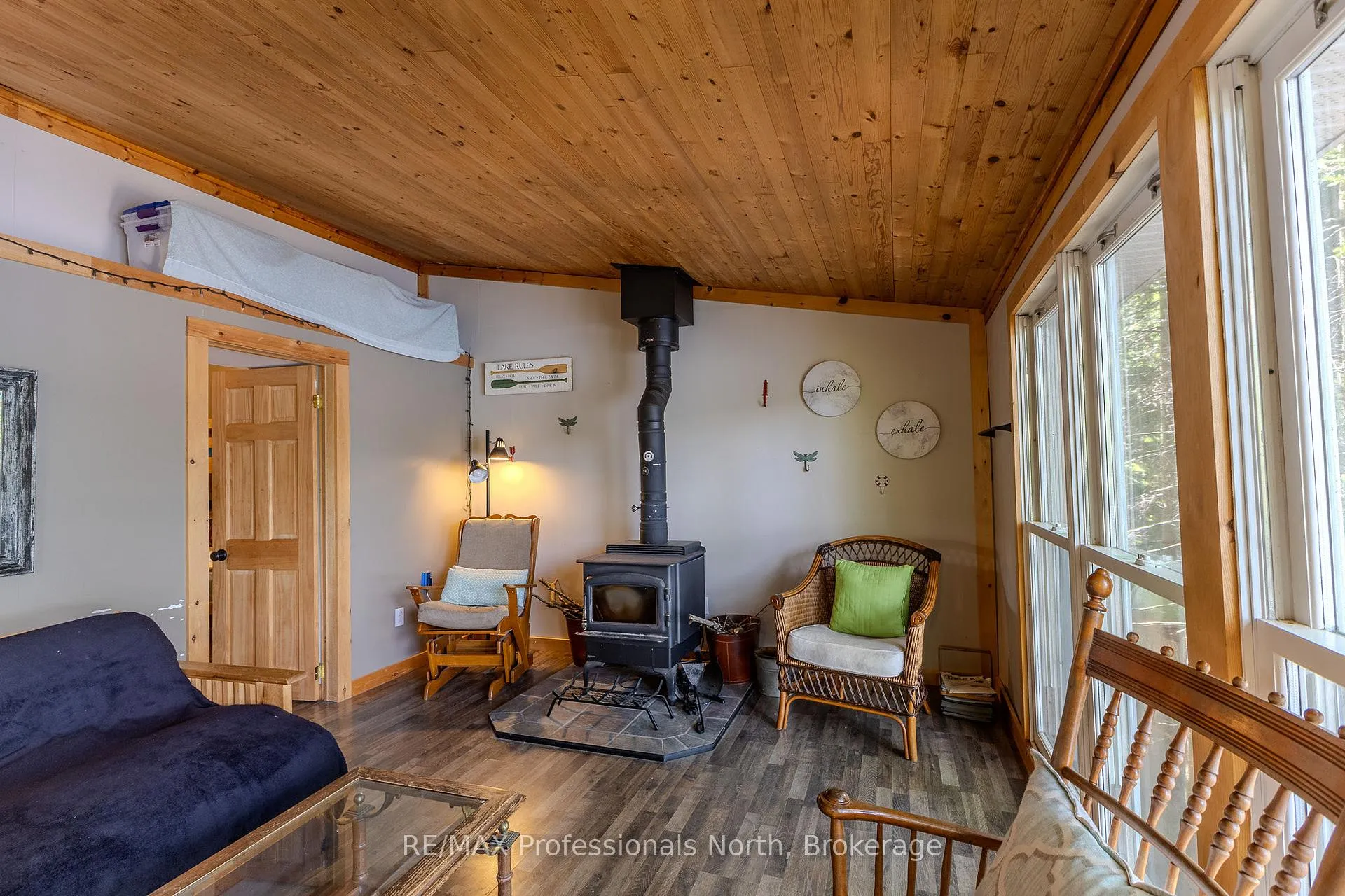 Photo 17 of 1016 Twilight Close, Algonquin Highlands, McClintock — HOMEH