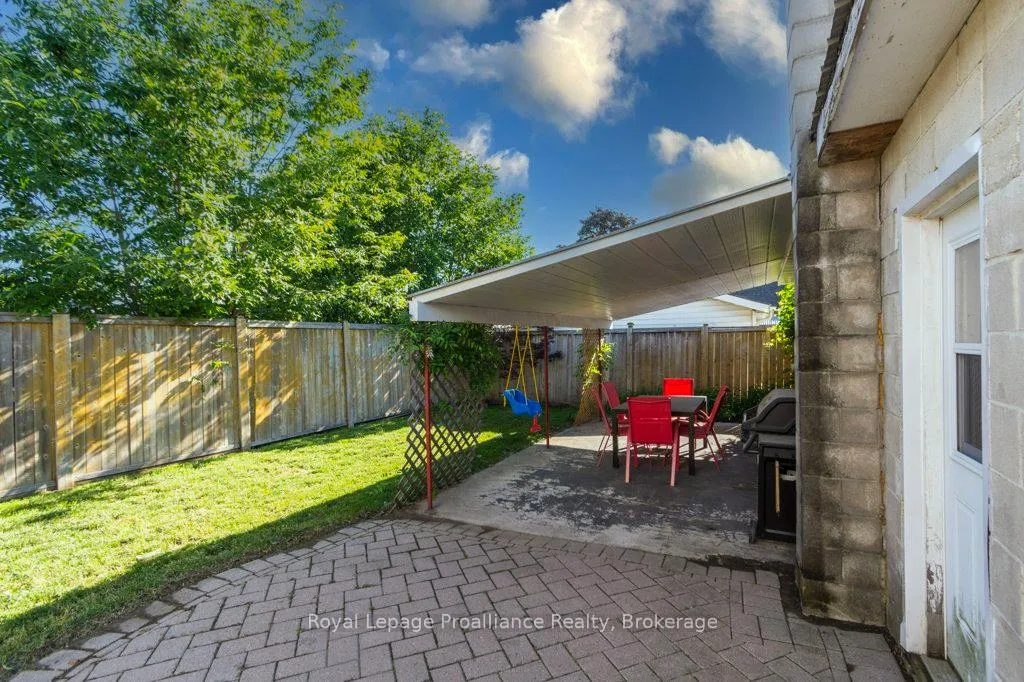 Photo 25 of 255 West Street, Quinte West, Trenton Ward — HOMEH