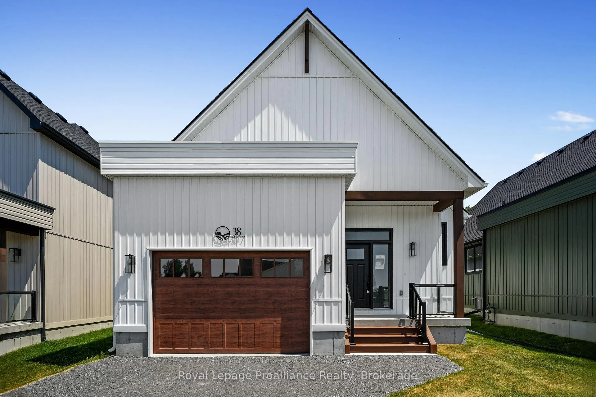 Front of 38 Hollingsworth Street