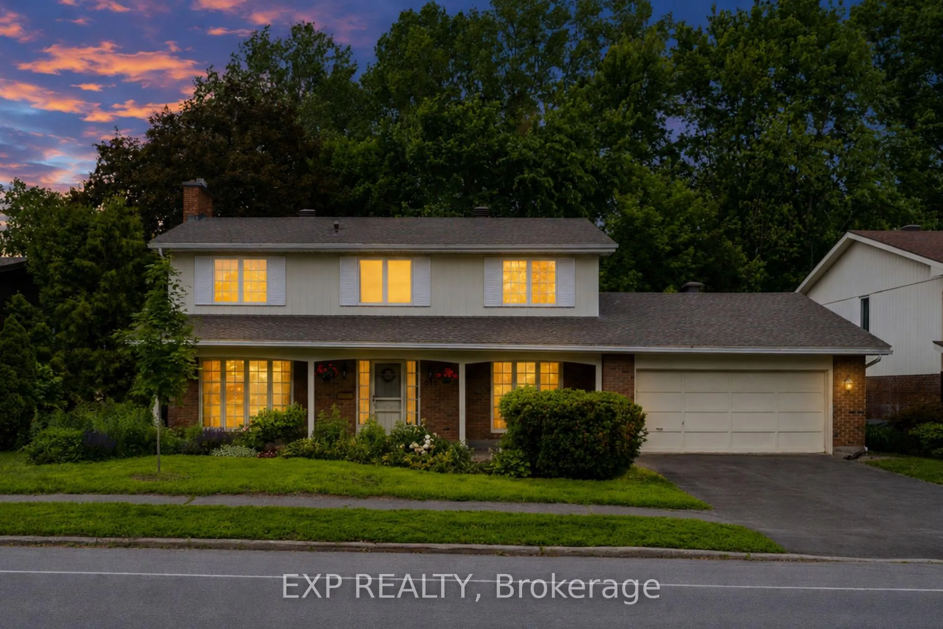 Front of 919 Plante Drive