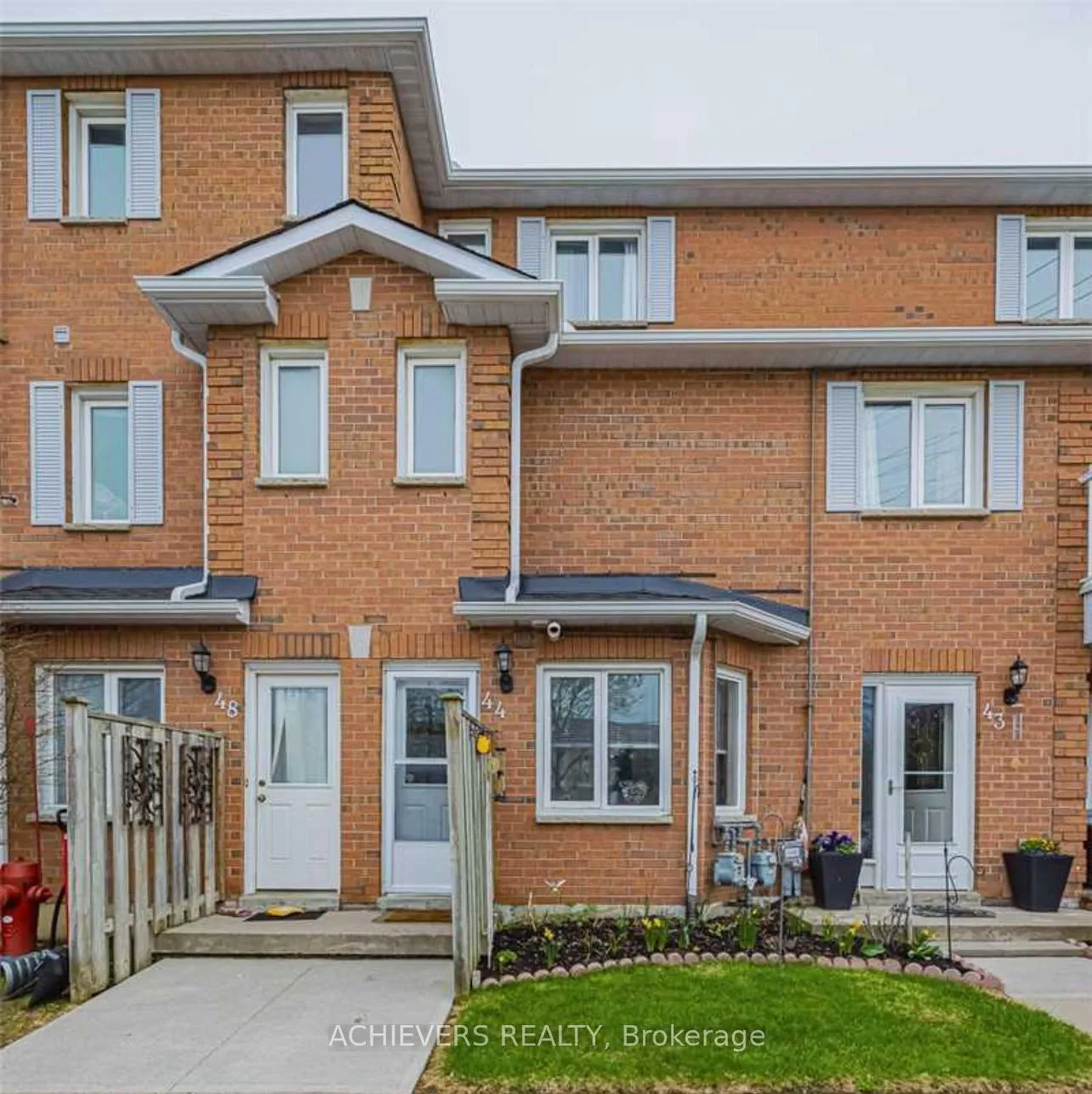 Front of Unit 44, 510 Essa Road