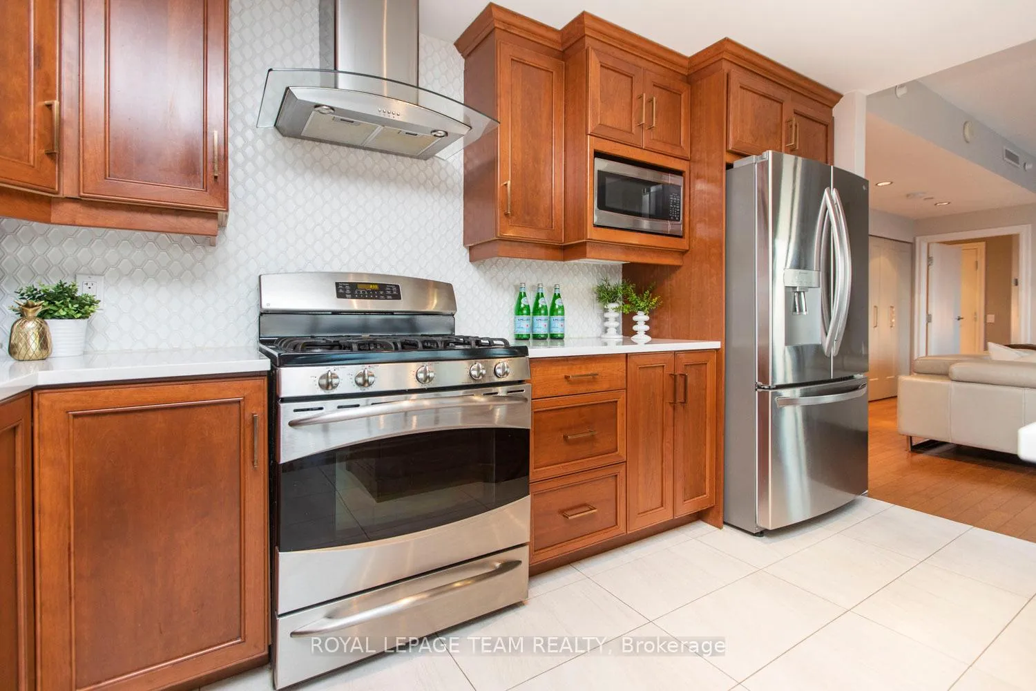 Photo 8 of Unit 1108, 90 George Street, Ottawa, Lower Town/Byward Market — HOMEH