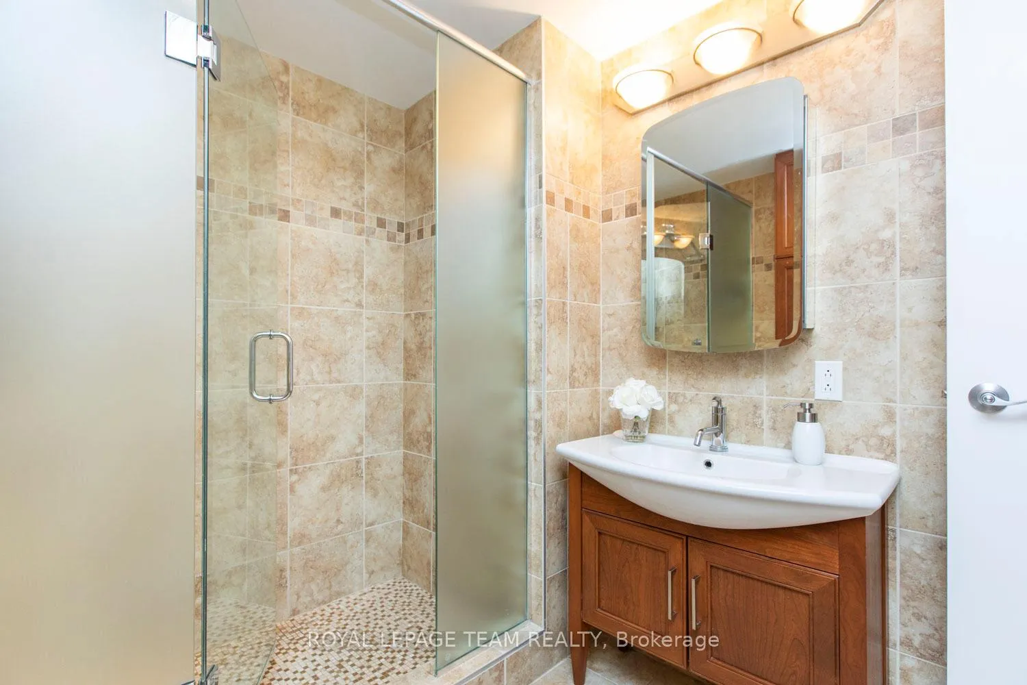 Photo 18 of Unit 1108, 90 George Street, Ottawa, Lower Town/Byward Market — HOMEH