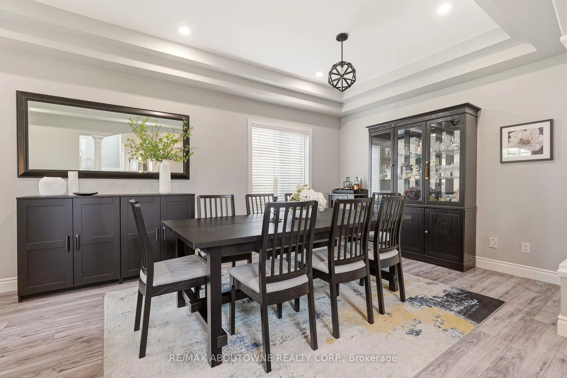Photo 6 of 34 Pentland Road, Hamilton, Waterdown — HOMEH