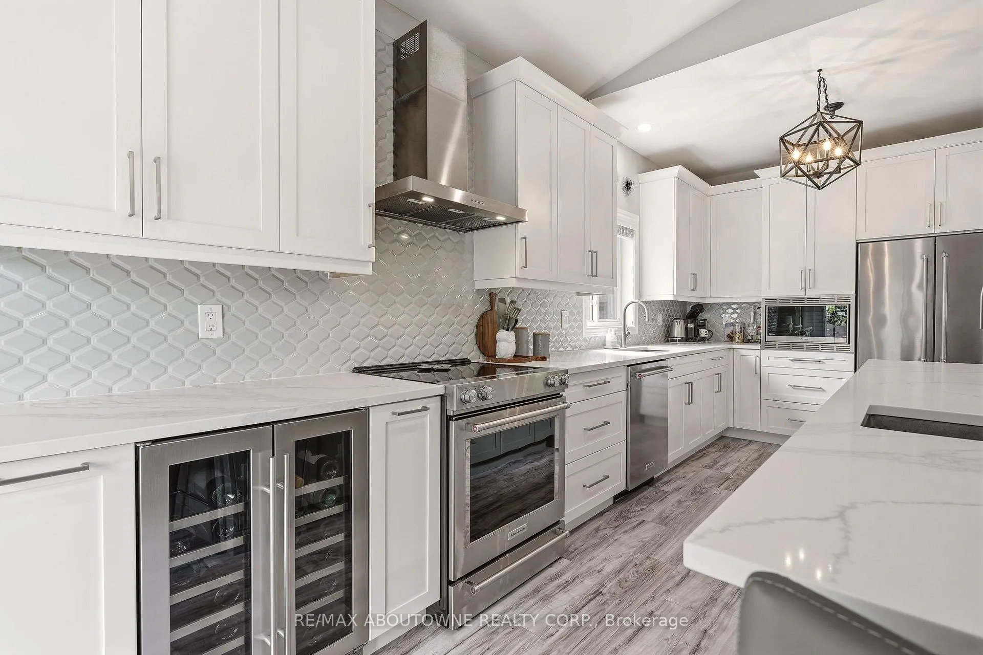 Photo 17 of 34 Pentland Road, Hamilton, Waterdown — HOMEH