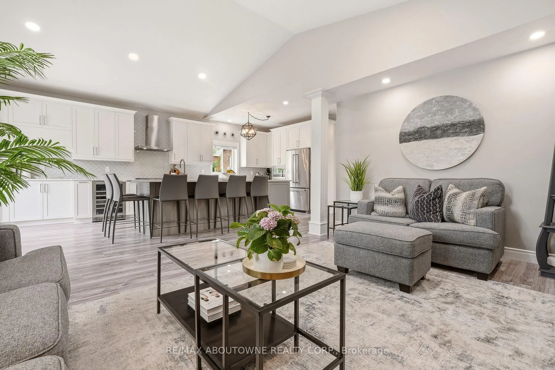 Photo 25 of 34 Pentland Road, Hamilton, Waterdown — HOMEH
