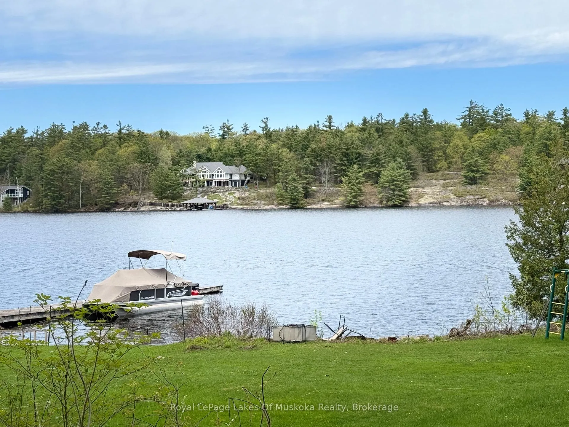 Photo 12 of Unit 2, 180 Two Road, Gravenhurst, Wood (Gravenhurst) — HOMEH