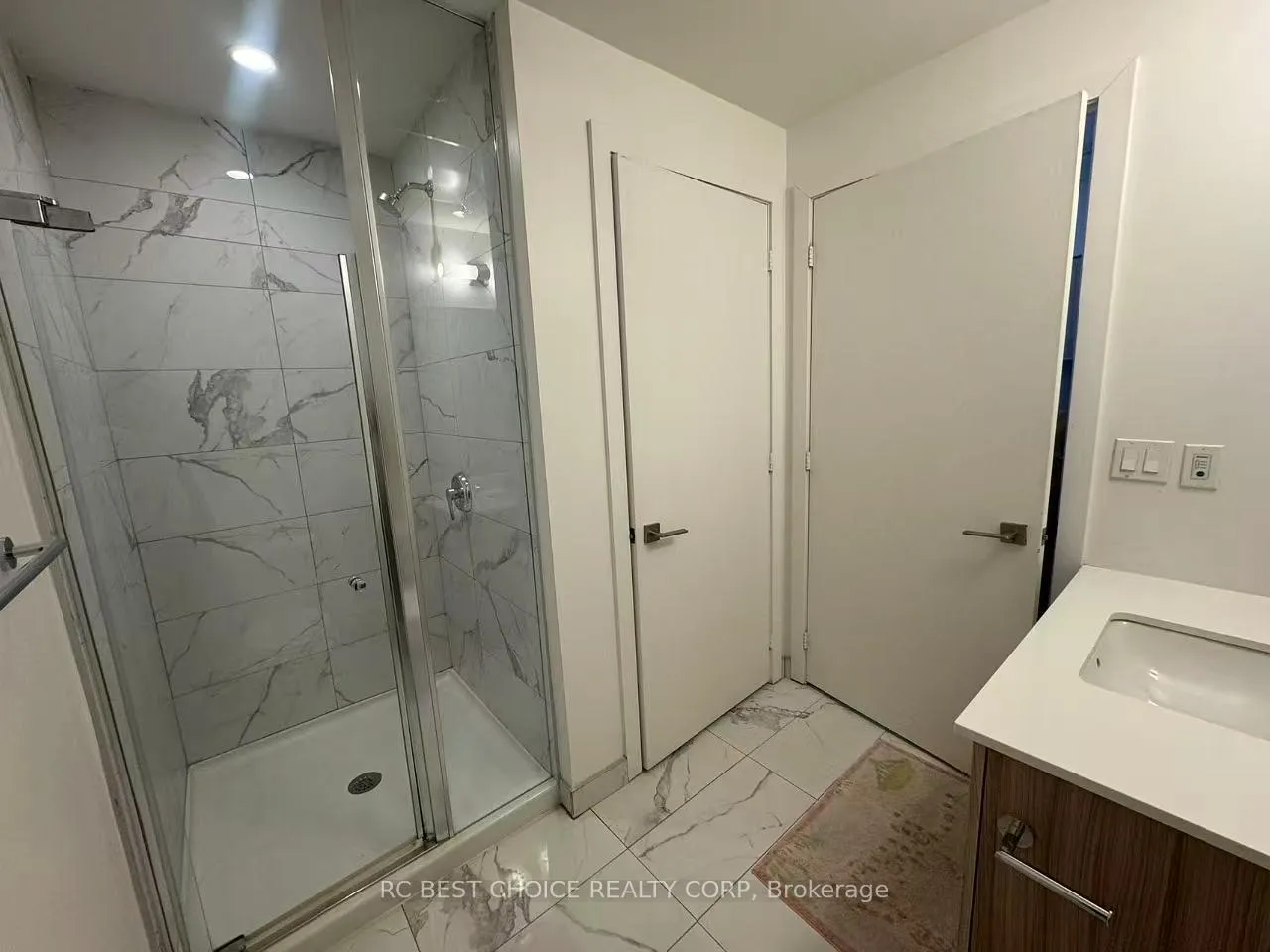 Photo 6 of Unit 820W, 268 Buchanan Drive, Markham, Unionville — HOMEH
