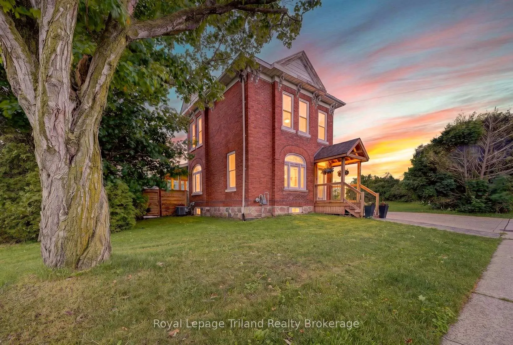 Photo 1 of 134 Elgin Street, Zorra, Embro — HOMEH