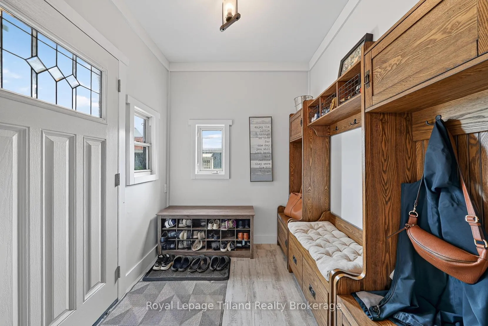 Photo 20 of 134 Elgin Street, Zorra, Embro — HOMEH