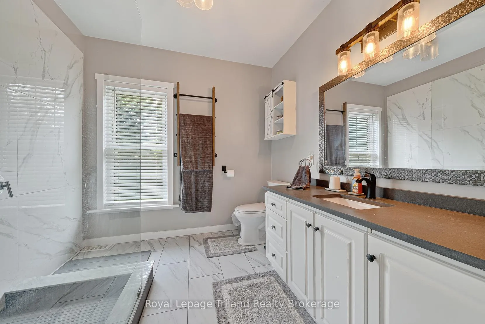 Photo 26 of 134 Elgin Street, Zorra, Embro — HOMEH