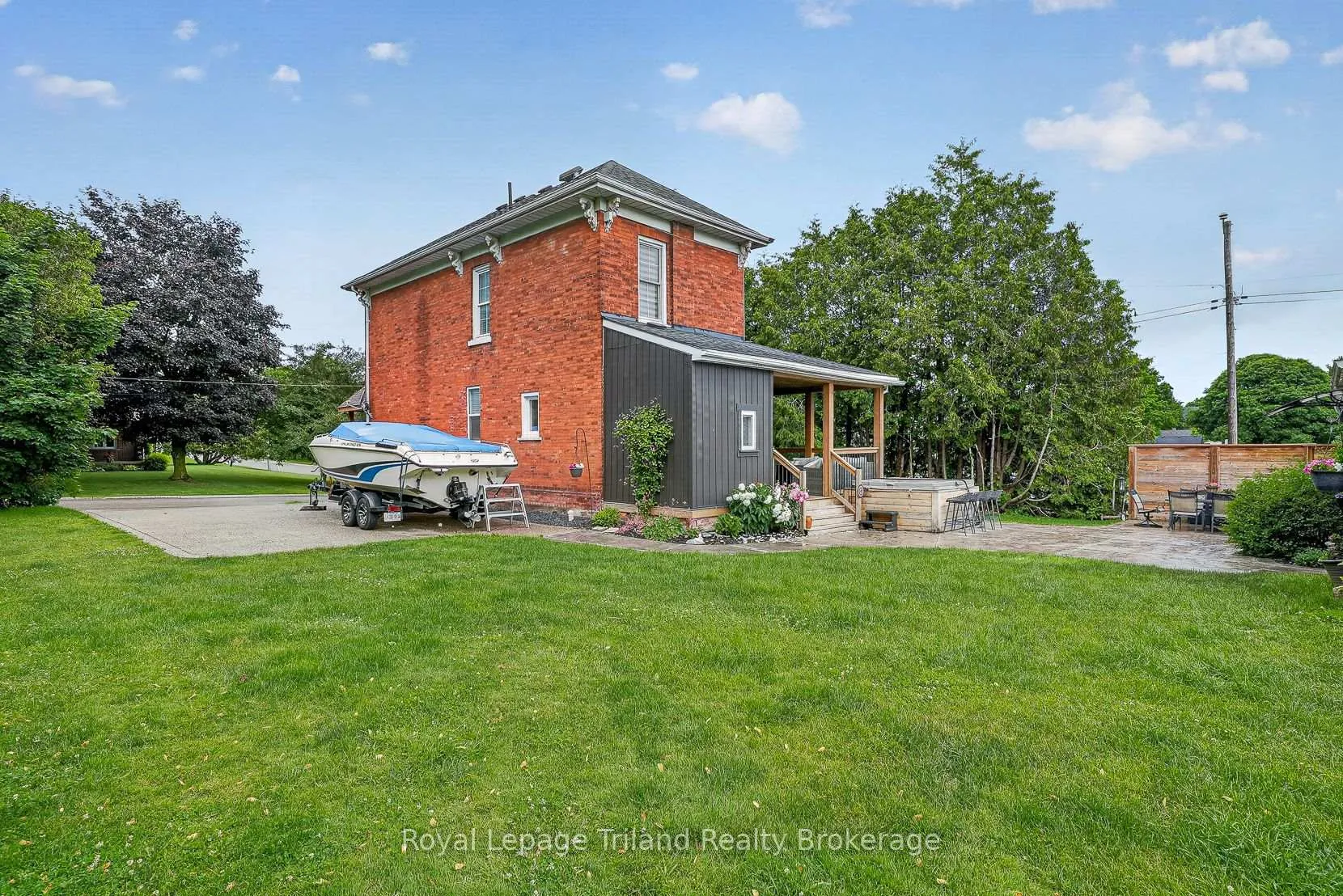 Photo 29 of 134 Elgin Street, Zorra, Embro — HOMEH