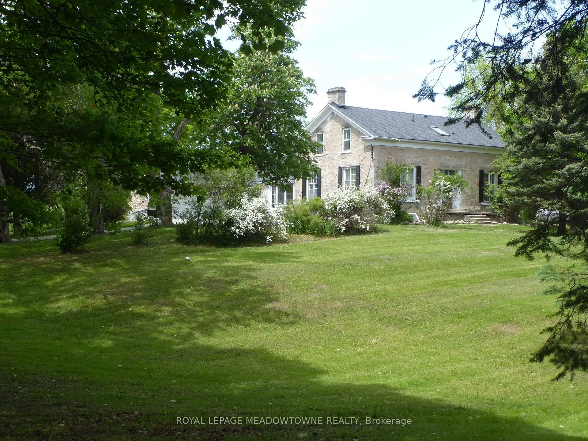 Photo 5 of 5595 25 Side Road, Milton, Rural Nassagaweya — HOMEH