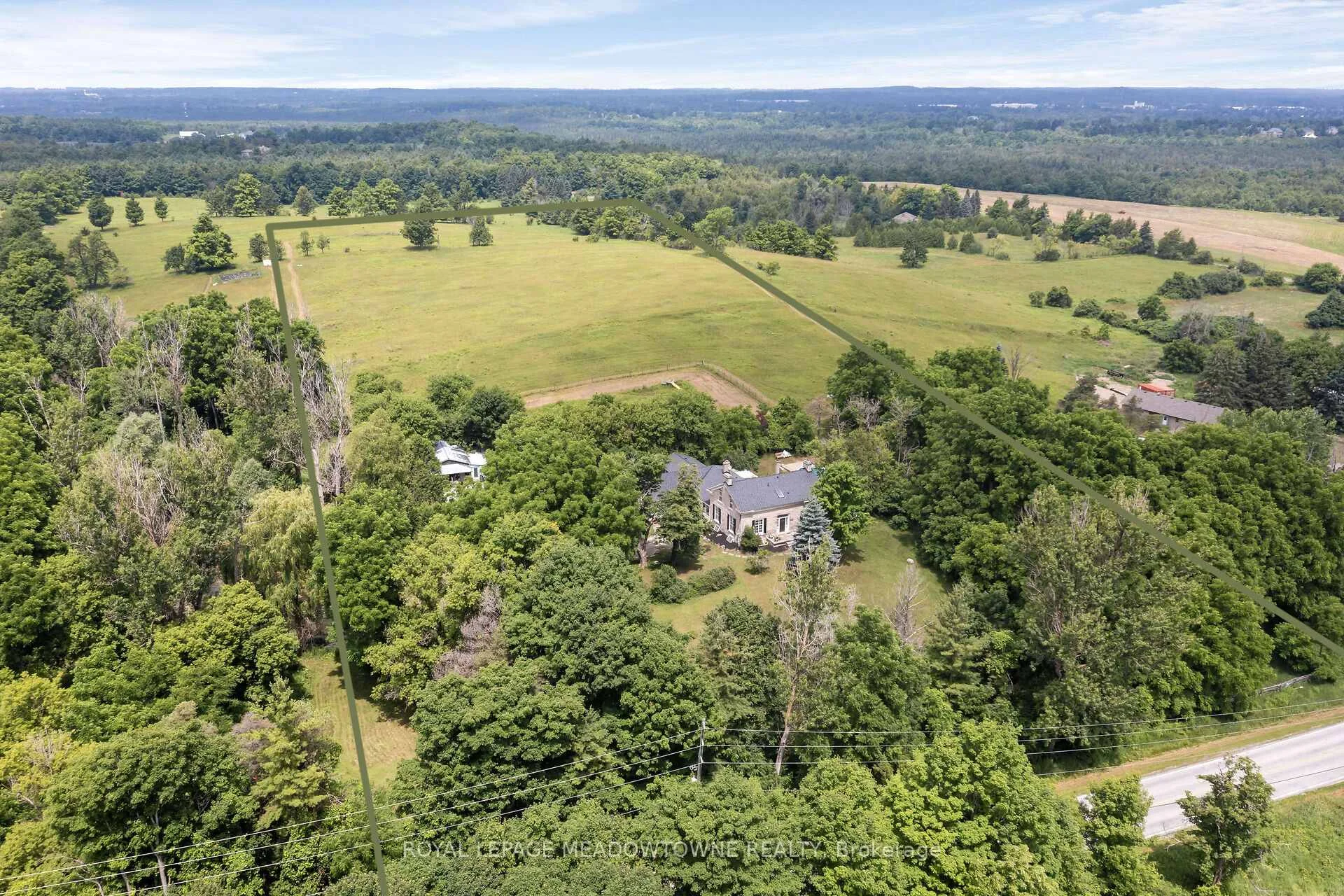 Photo 46 of 5595 25 Side Road, Milton, Rural Nassagaweya — HOMEH