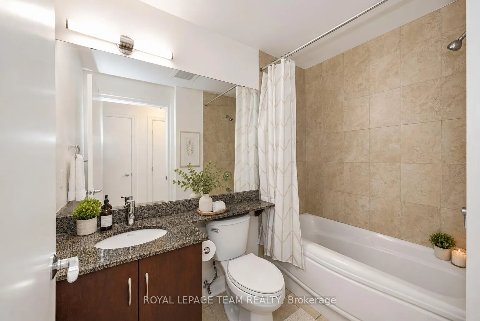 Photo 12 of Unit 507, 245 Kent Street, Ottawa, Ottawa Centre — HOMEH