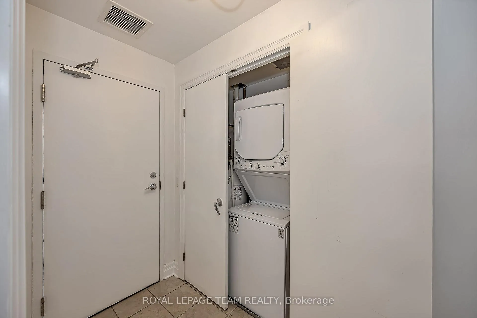 Photo 14 of Unit 507, 245 Kent Street, Ottawa, Ottawa Centre — HOMEH