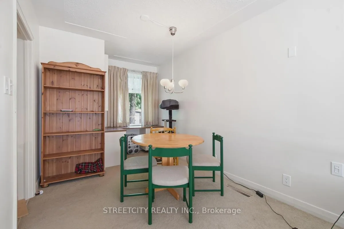 Photo 9 of 384 Regal Drive, London, East A — HOMEH