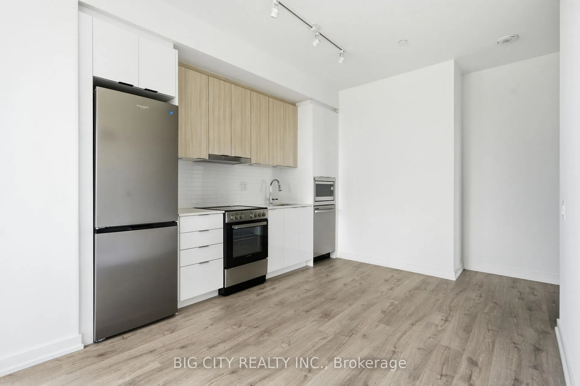 Photo 6 of Unit 2403, 9751 Markham Road, Markham, Greensborough — HOMEH