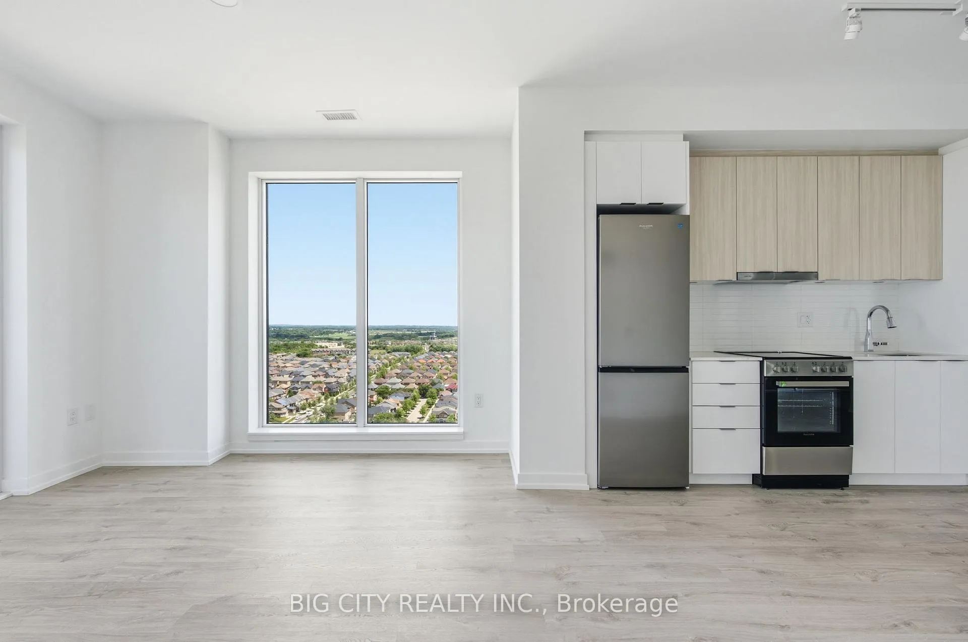 Photo 7 of Unit 2403, 9751 Markham Road, Markham, Greensborough — HOMEH