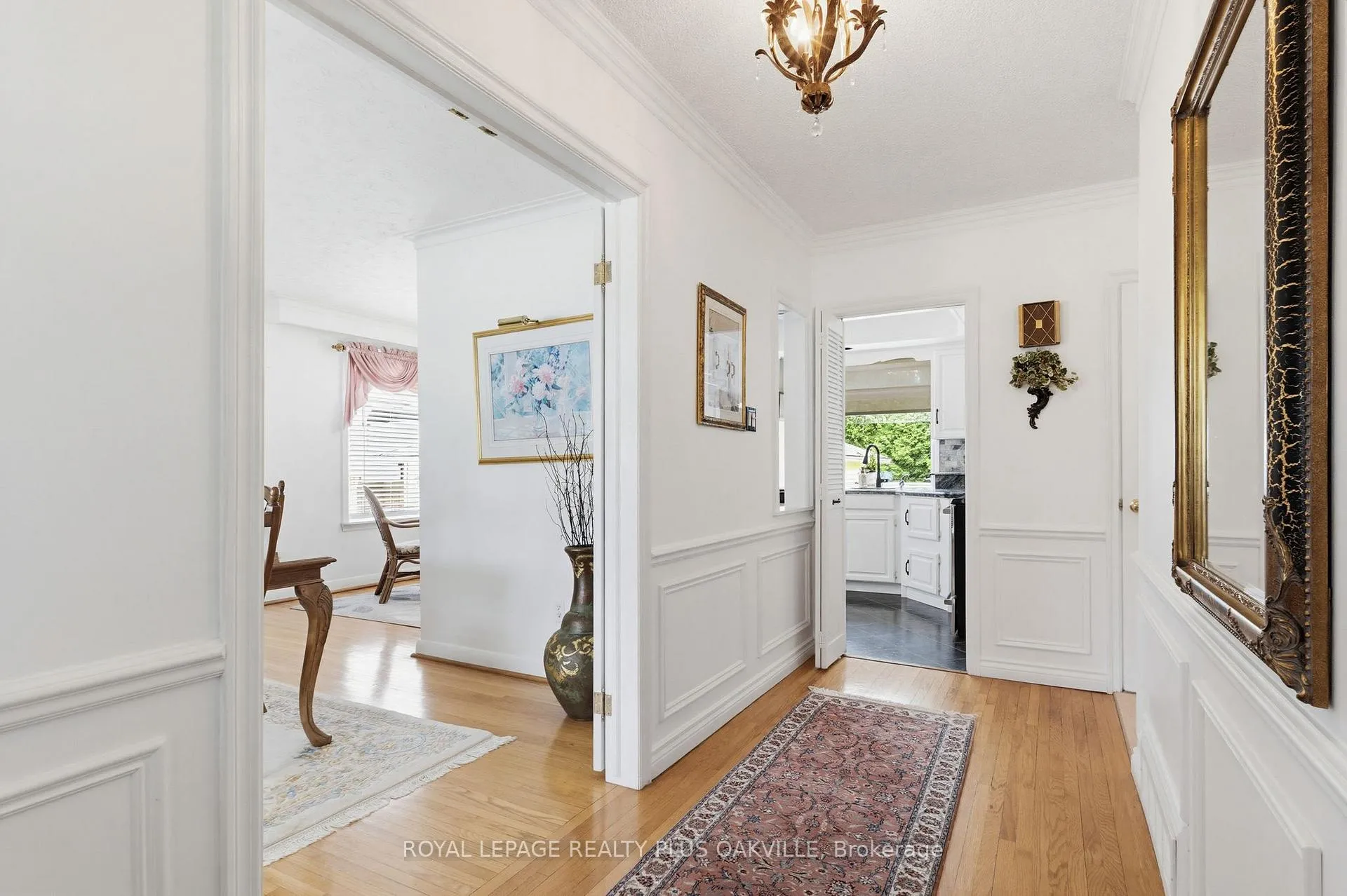 Photo 7 of 1310 Tansley Drive, Oakville, West — HOMEH