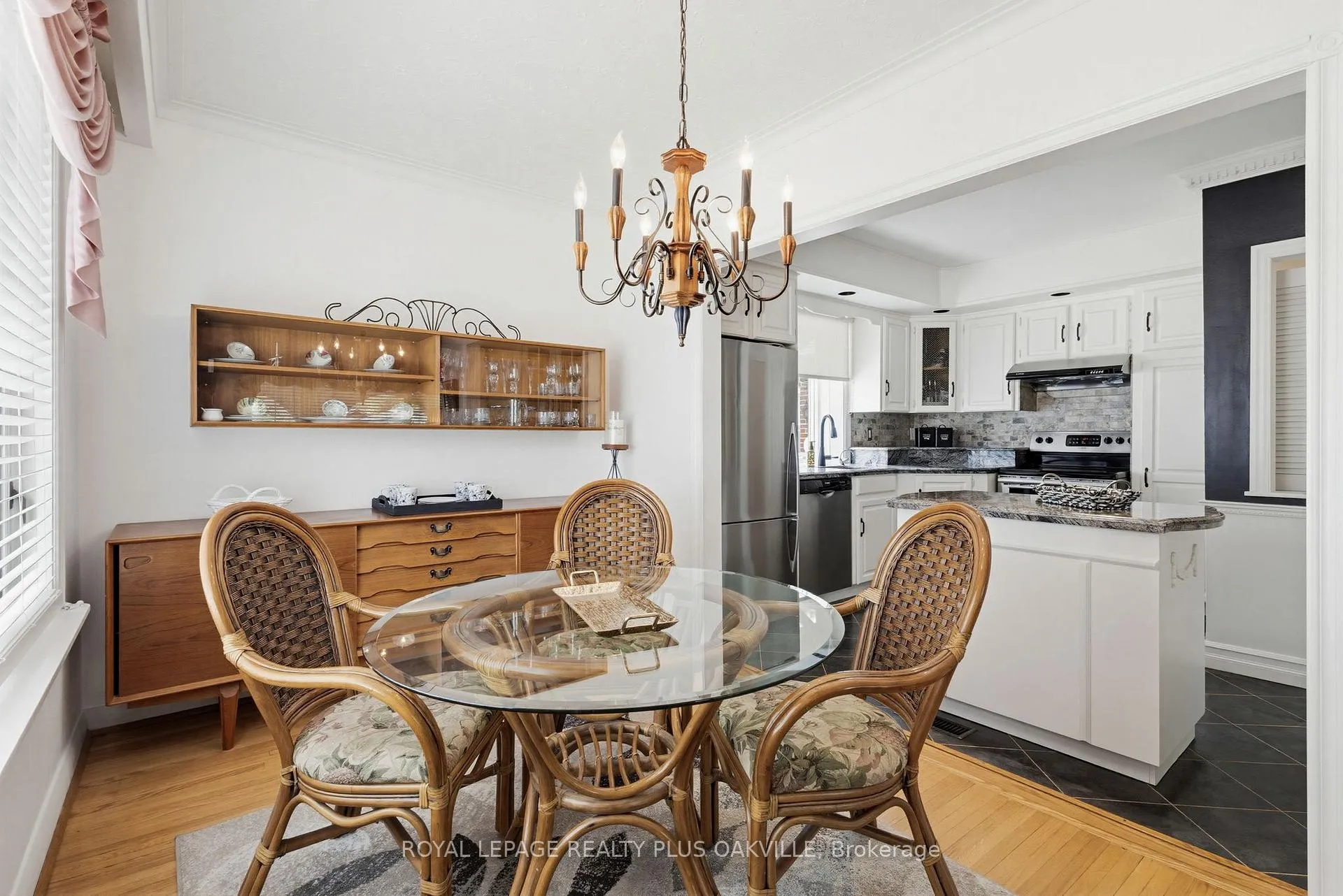 Photo 13 of 1310 Tansley Drive, Oakville, West — HOMEH