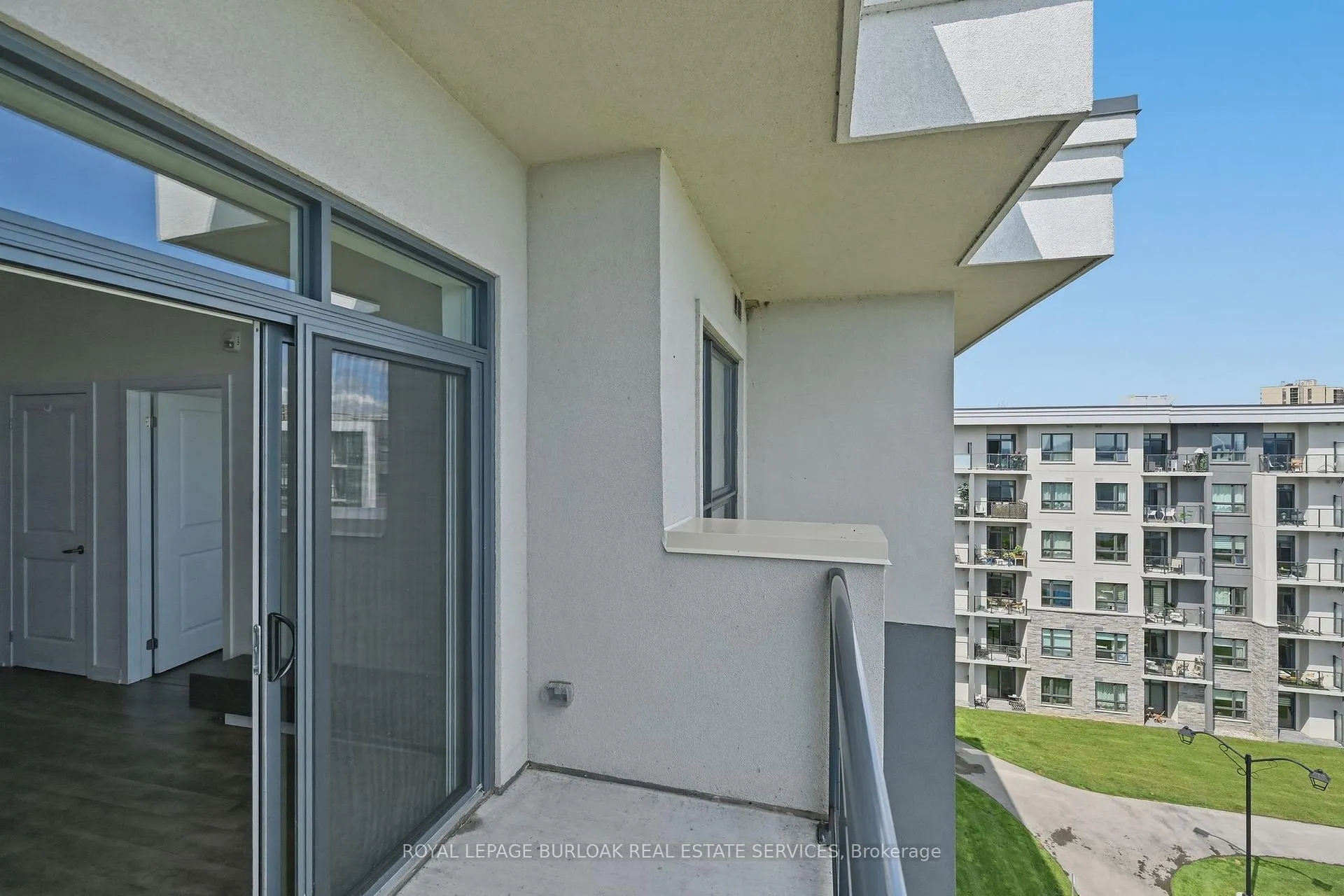 Photo 10 of Unit 606, 101 Shoreview Place, Hamilton, Lakeshore — HOMEH