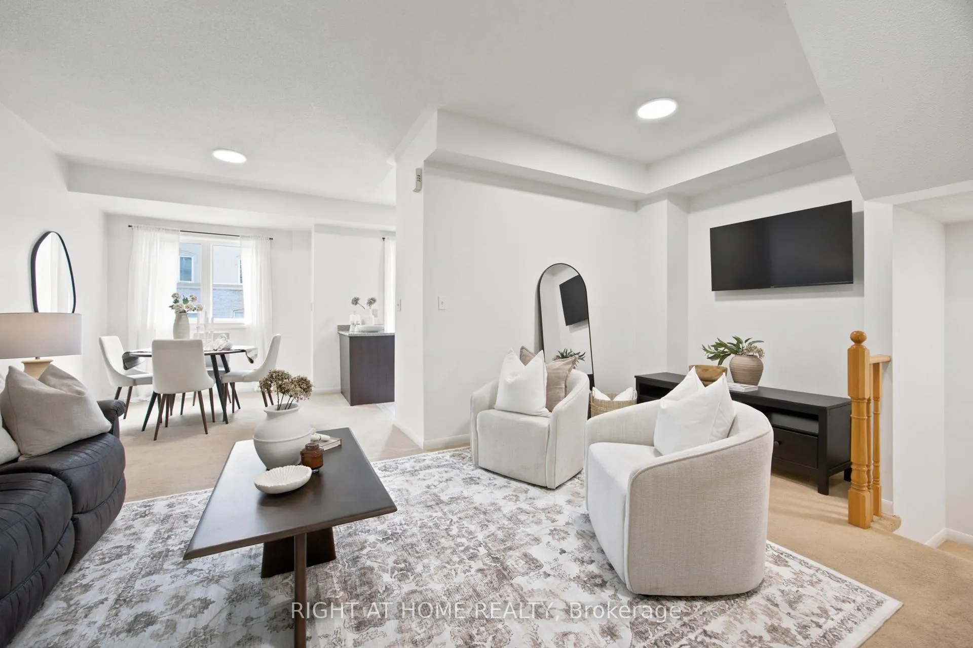 Photo 5 of Unit 105, 1250 St.Martins Drive, Pickering, Bay Ridges — HOMEH