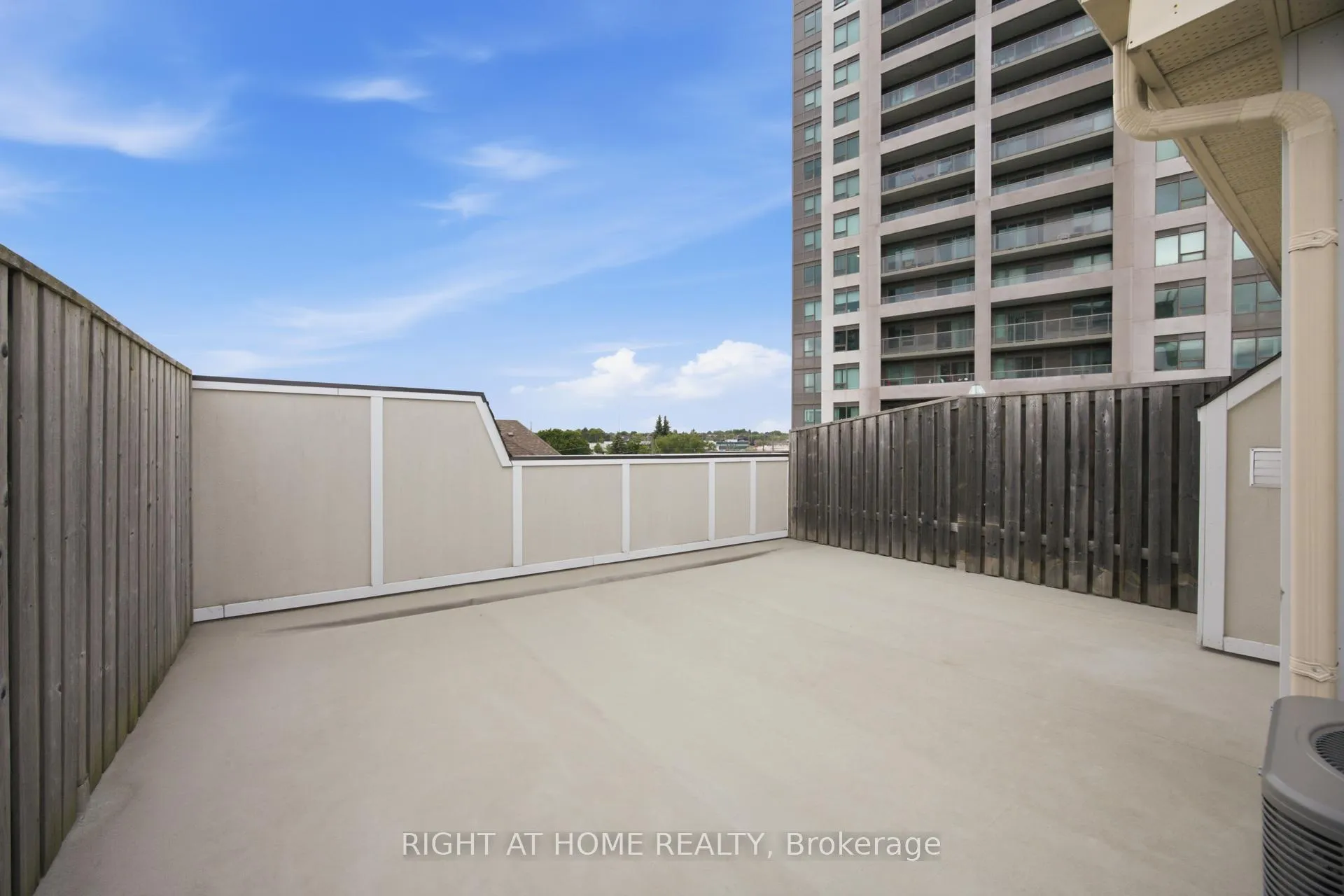 Photo 19 of Unit 105, 1250 St.Martins Drive, Pickering, Bay Ridges — HOMEH