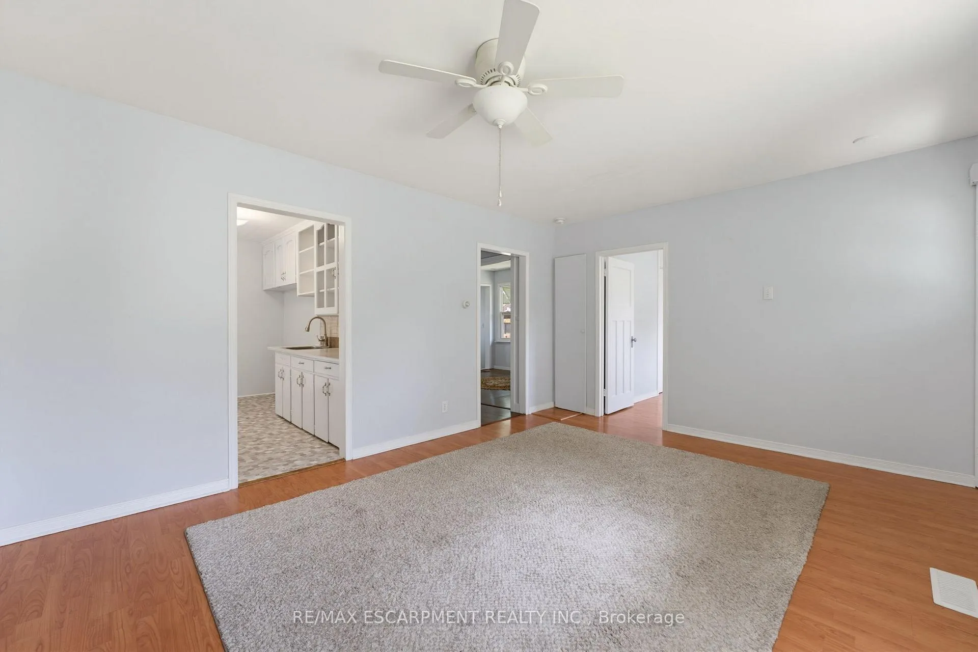Photo 5 of 1 Byron Place, St. Catharines, Haig — HOMEH