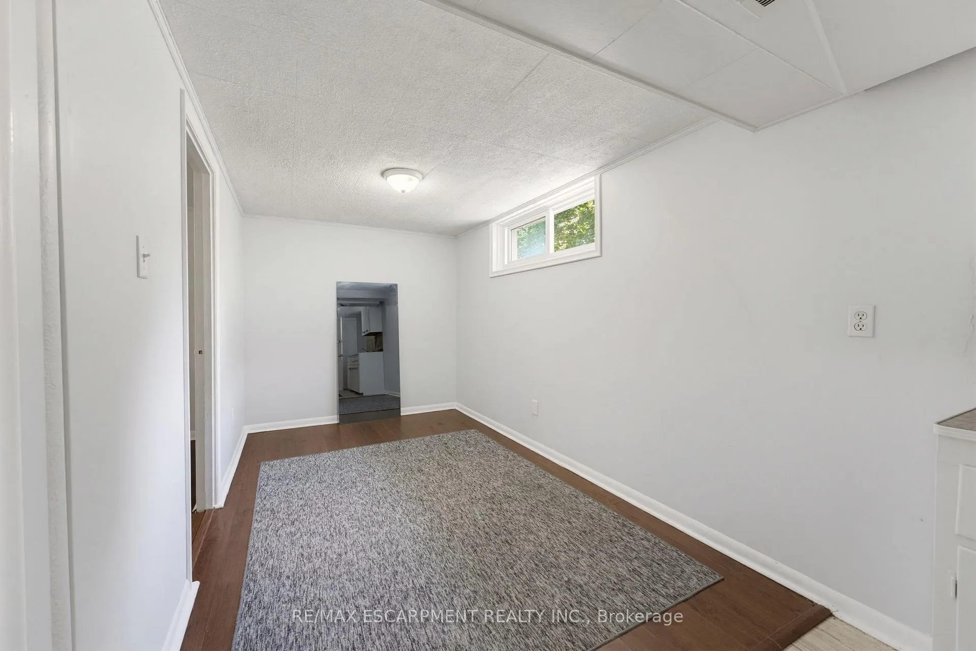 Photo 18 of 1 Byron Place, St. Catharines, Haig — HOMEH