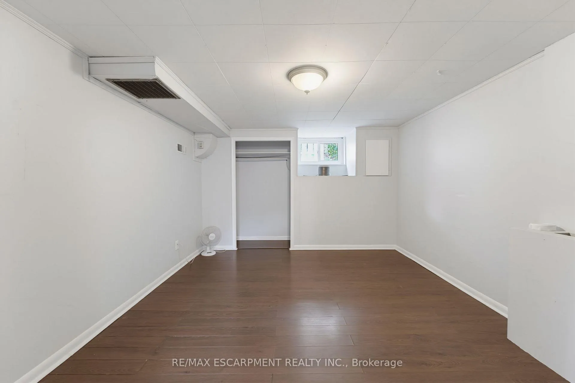 Photo 21 of 1 Byron Place, St. Catharines, Haig — HOMEH