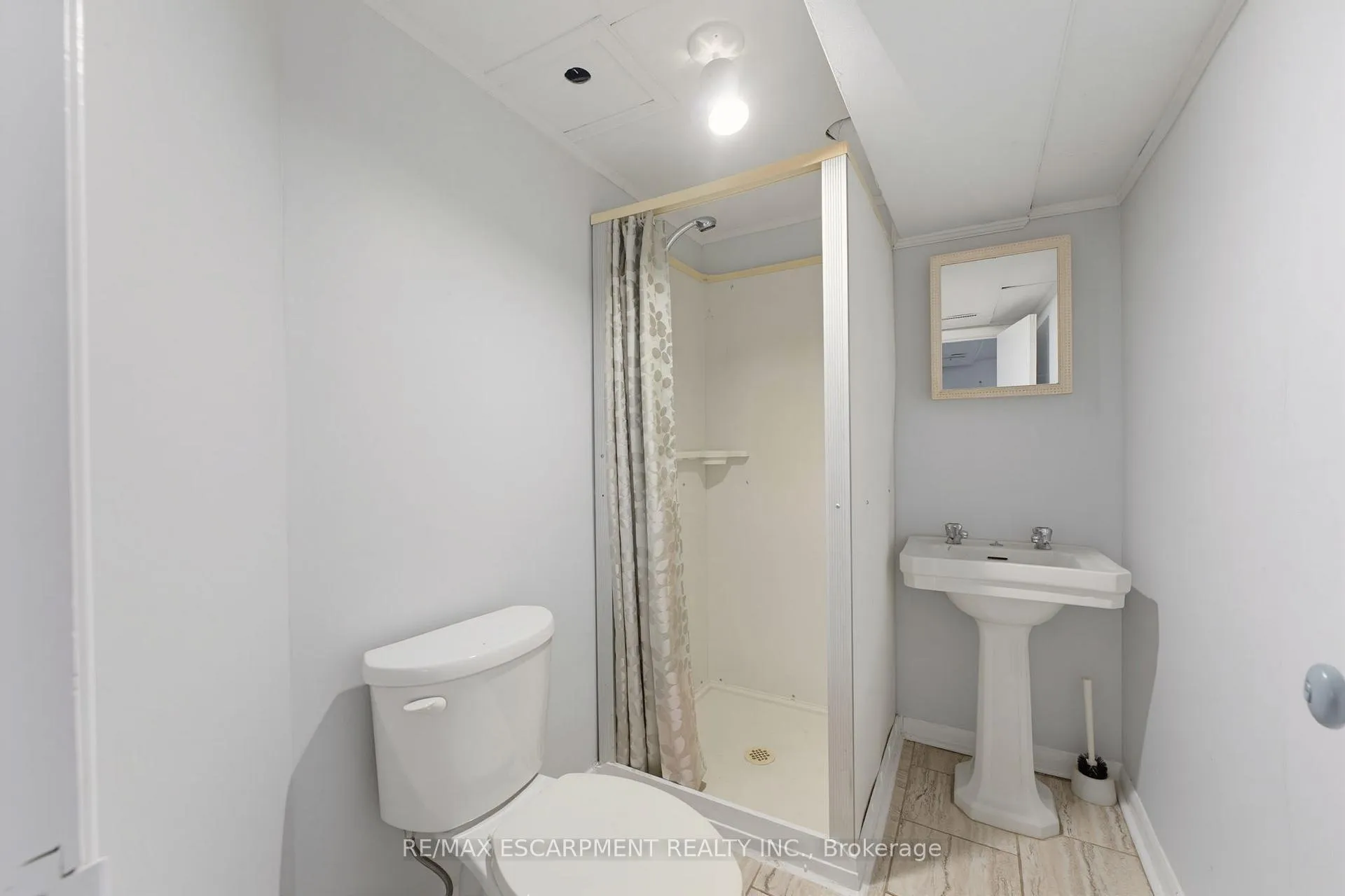Photo 22 of 1 Byron Place, St. Catharines, Haig — HOMEH