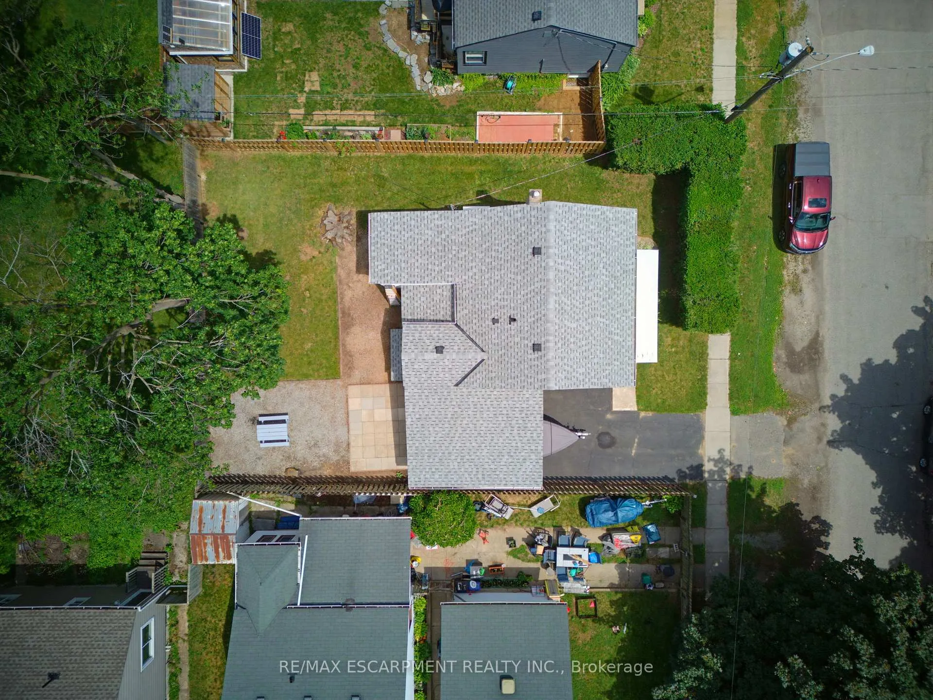 Photo 29 of 1 Byron Place, St. Catharines, Haig — HOMEH
