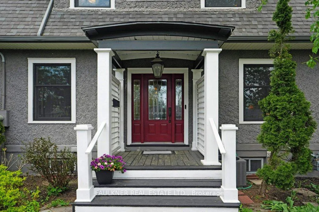 Photo 2 of 1485 Caton Street, Ottawa, Alta Vista/Faircrest Heights — HOMEH
