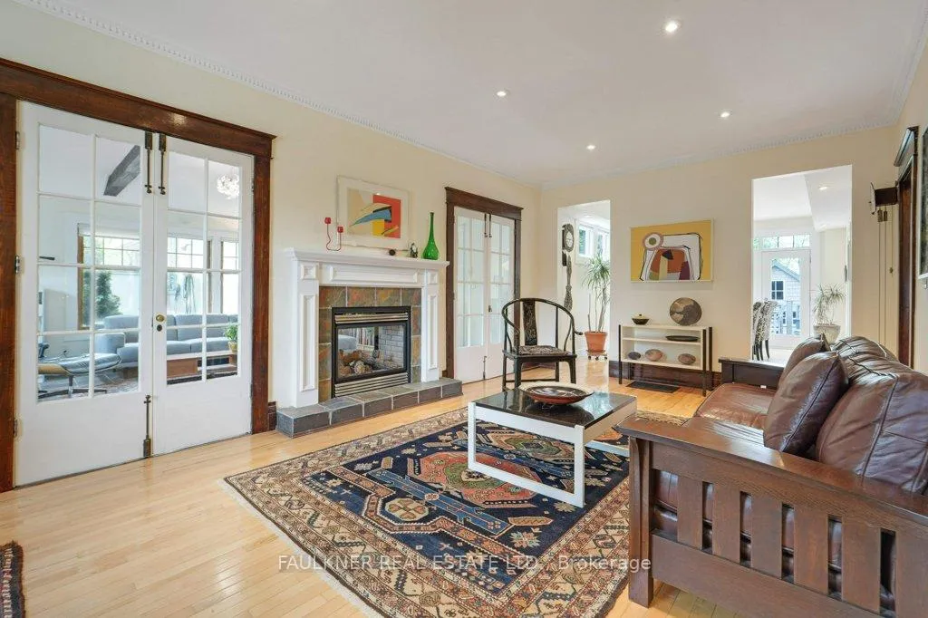Photo 5 of 1485 Caton Street, Ottawa, Alta Vista/Faircrest Heights — HOMEH