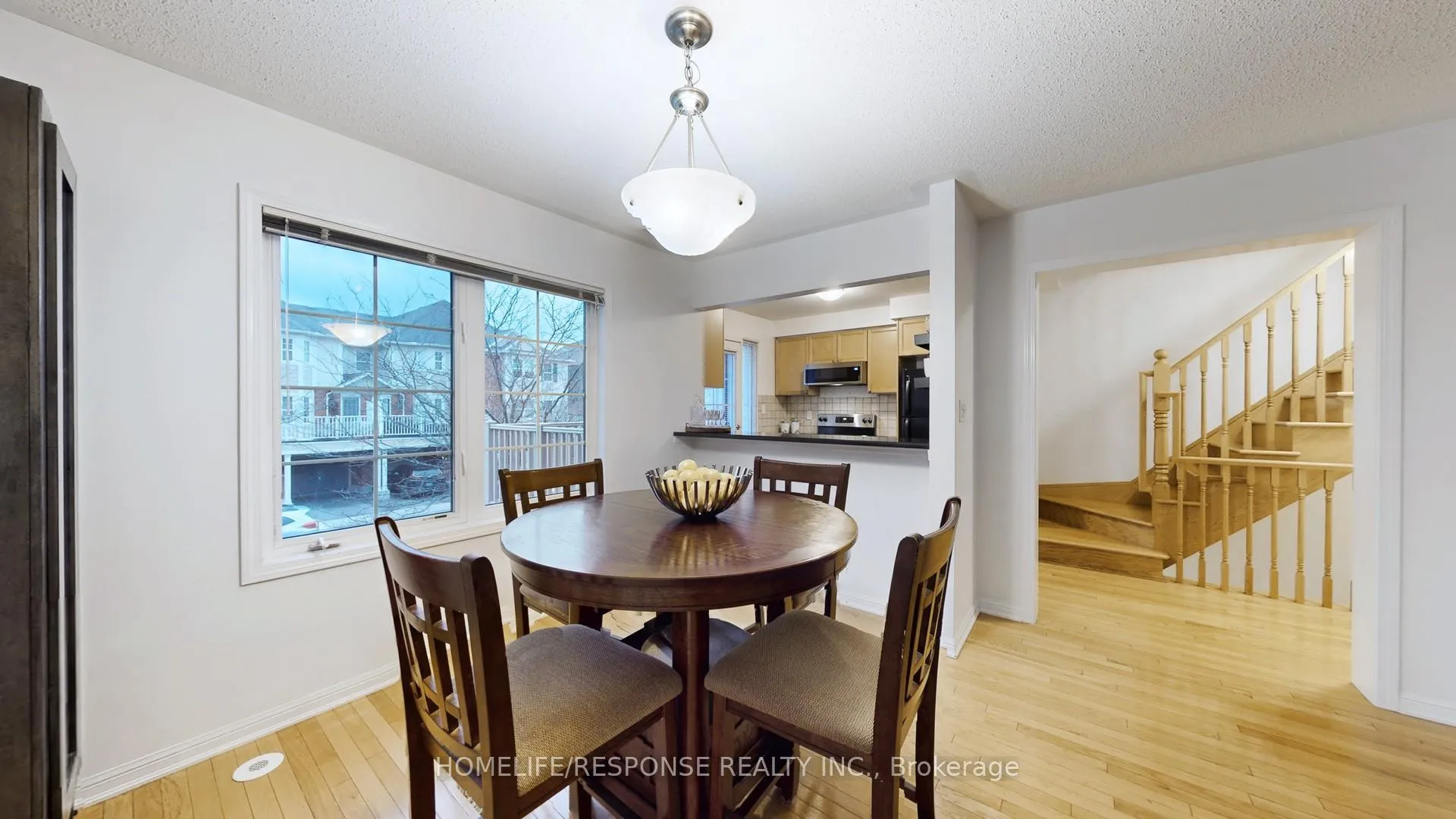 Photo 10 of 931 Deverell Place, Milton, Coates — HOMEH