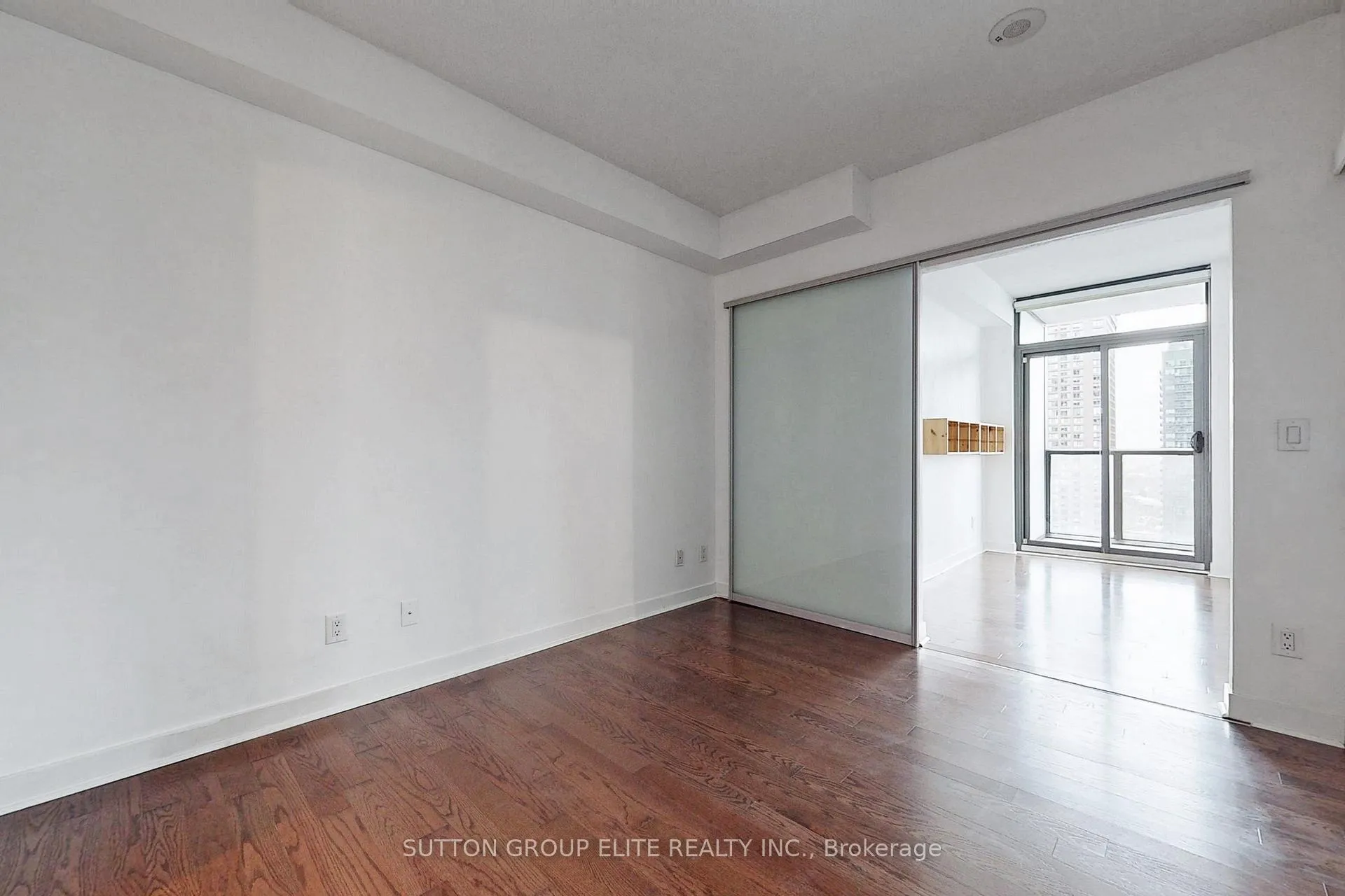 Photo 13 of Unit 2410, 110 Charles Street E, Toronto, Church-Yonge Corridor — HOMEH