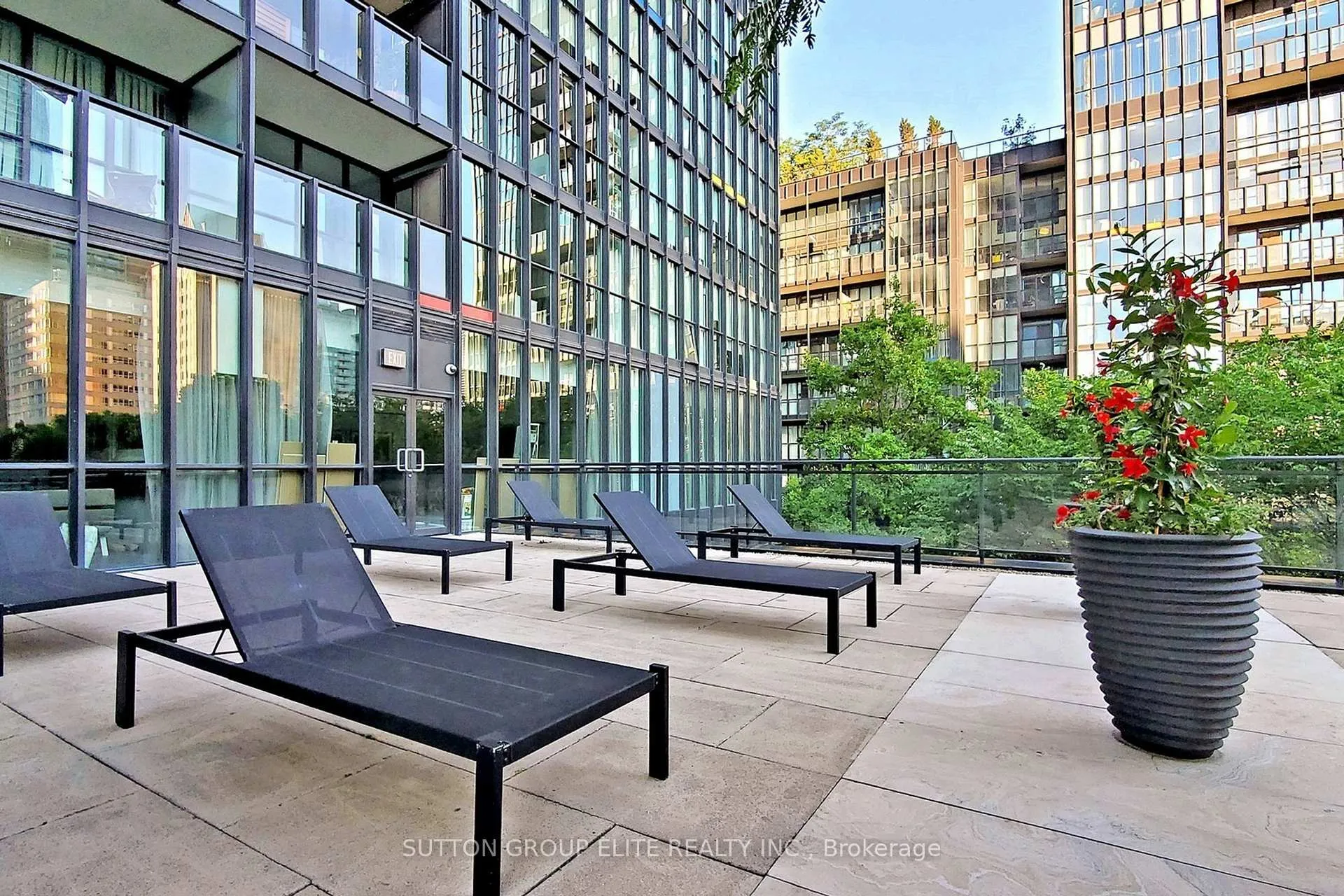 Photo 20 of Unit 2410, 110 Charles Street E, Toronto, Church-Yonge Corridor — HOMEH
