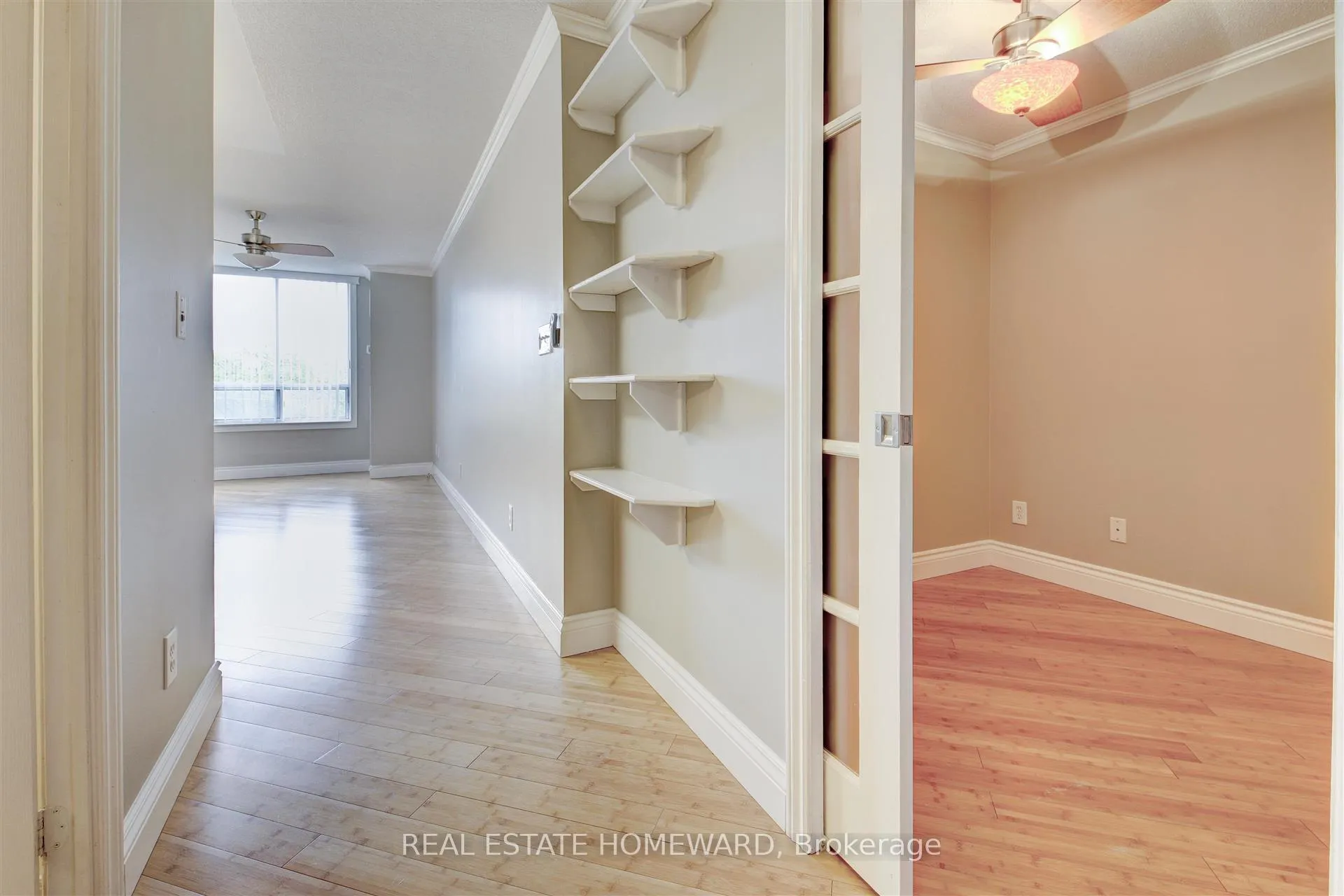 Photo 3 of Unit 513, 1733 Queen Street E, Toronto, The Beaches — HOMEH