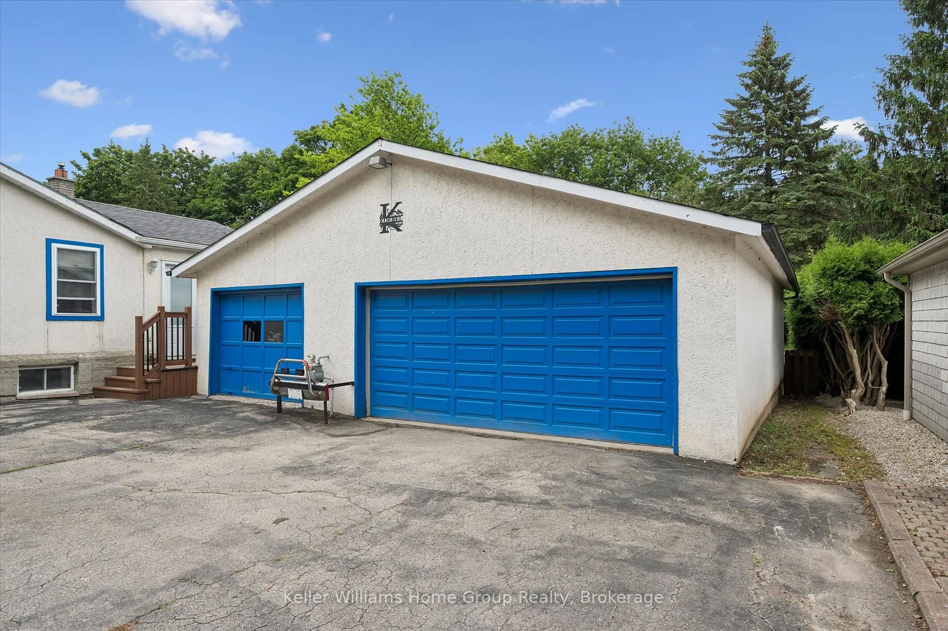 Photo 4 of 27 Omar Street, Guelph, Junction/Onward Willow — HOMEH