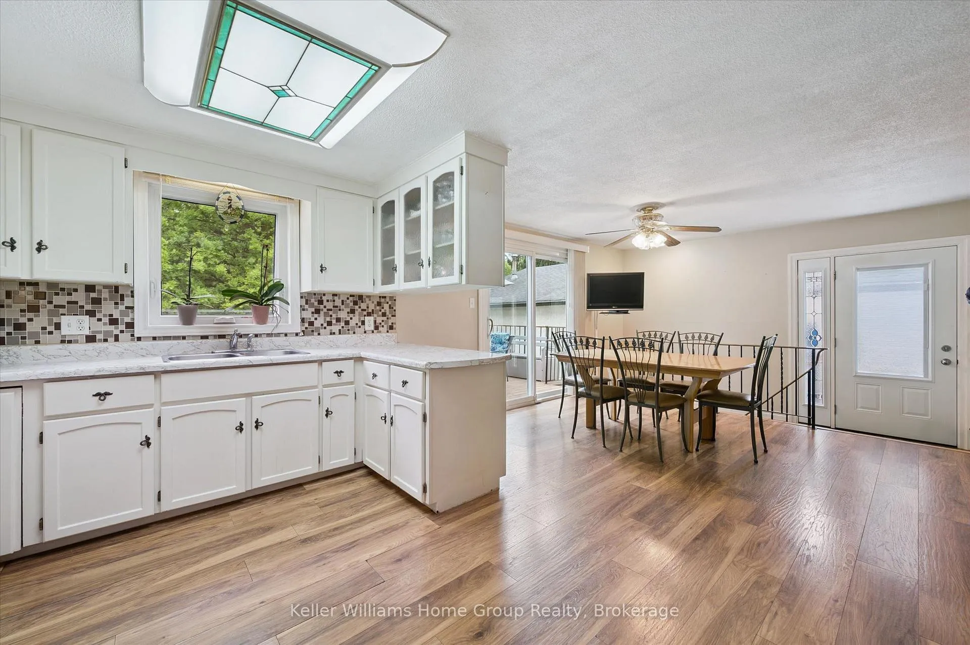 Photo 18 of 27 Omar Street, Guelph, Junction/Onward Willow — HOMEH