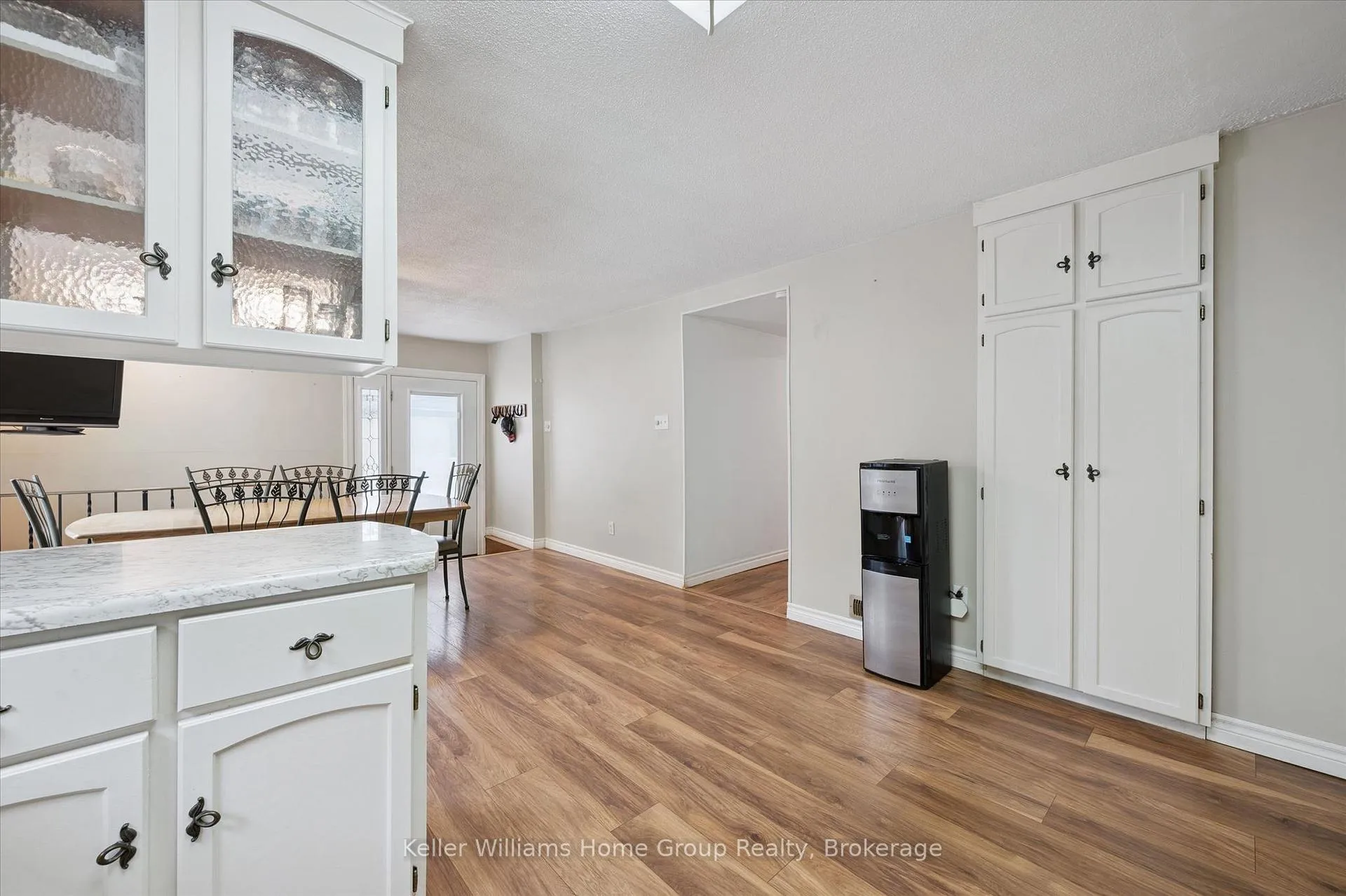 Photo 19 of 27 Omar Street, Guelph, Junction/Onward Willow — HOMEH