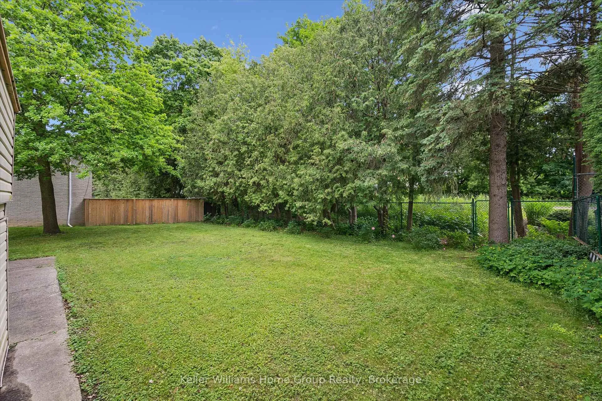 Photo 39 of 27 Omar Street, Guelph, Junction/Onward Willow — HOMEH