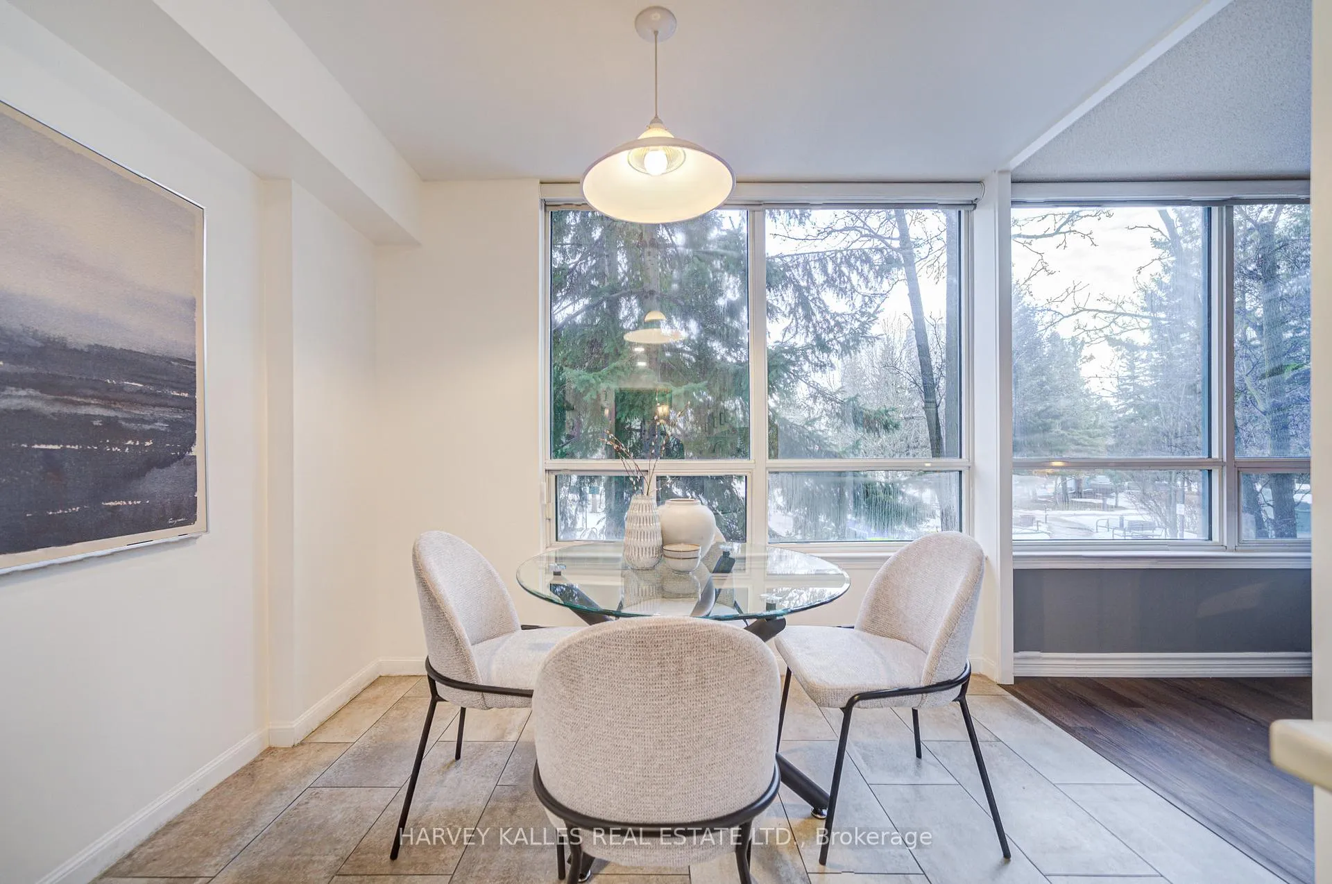 Photo 19 of Unit 212, 120 Promenade Circle, Vaughan, Brownridge — HOMEH